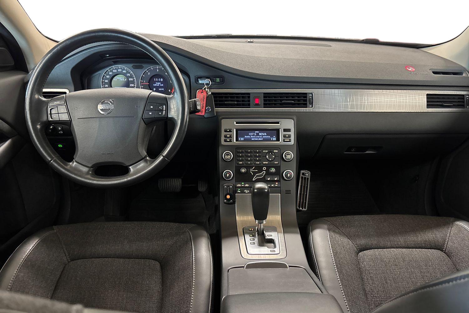 VOLVO XC70 2008