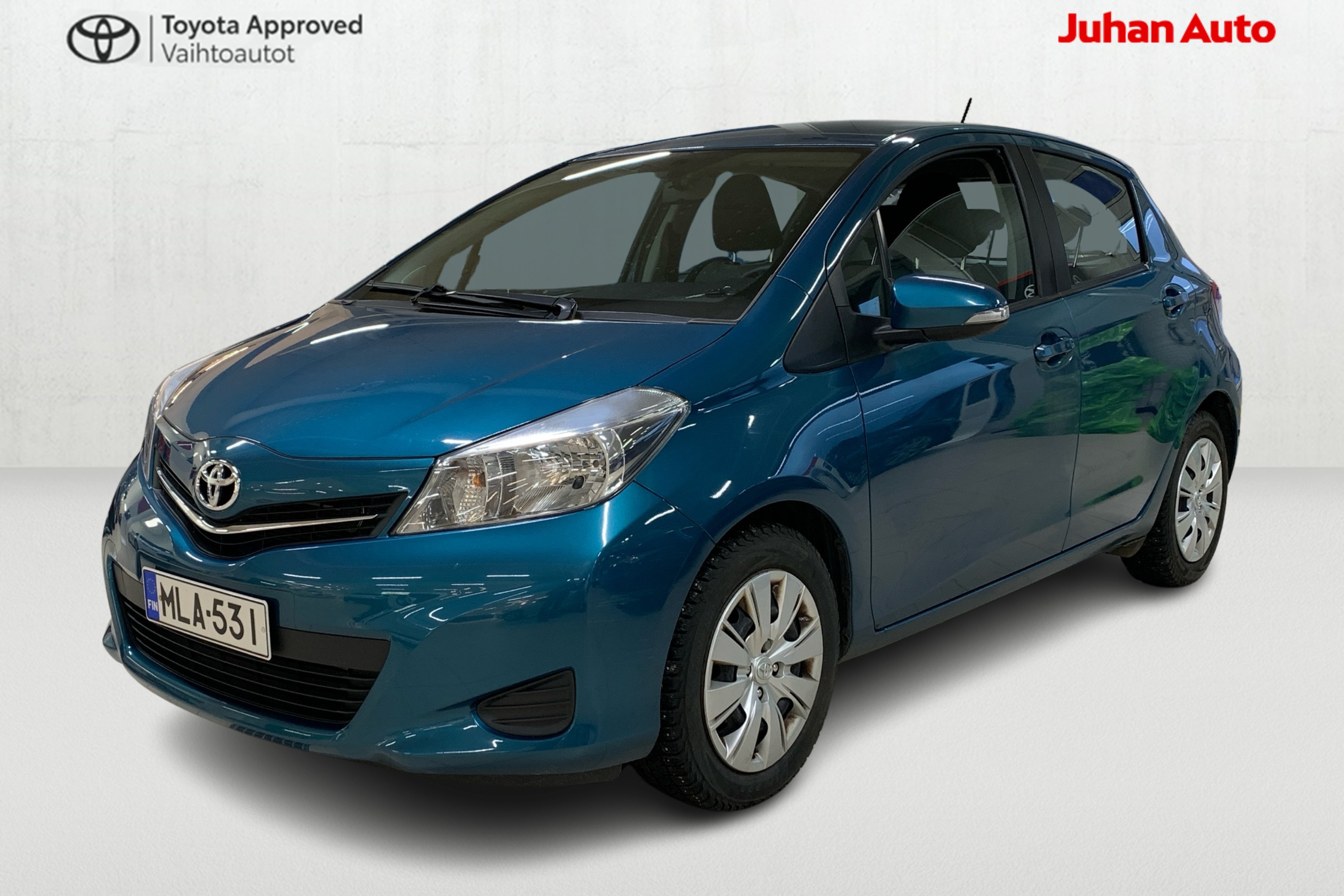 TOYOTA Yaris 2012
