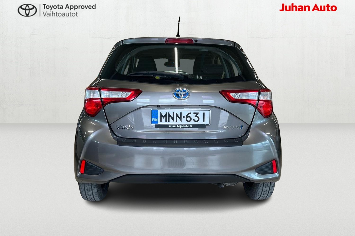 TOYOTA Yaris 2018