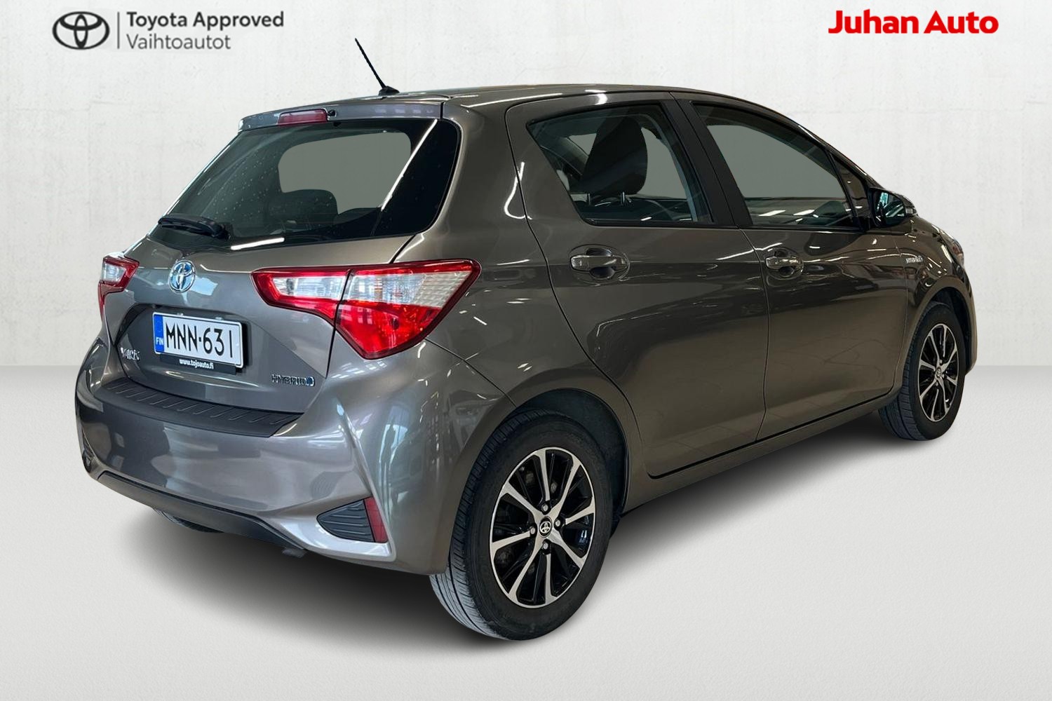 TOYOTA Yaris 2018