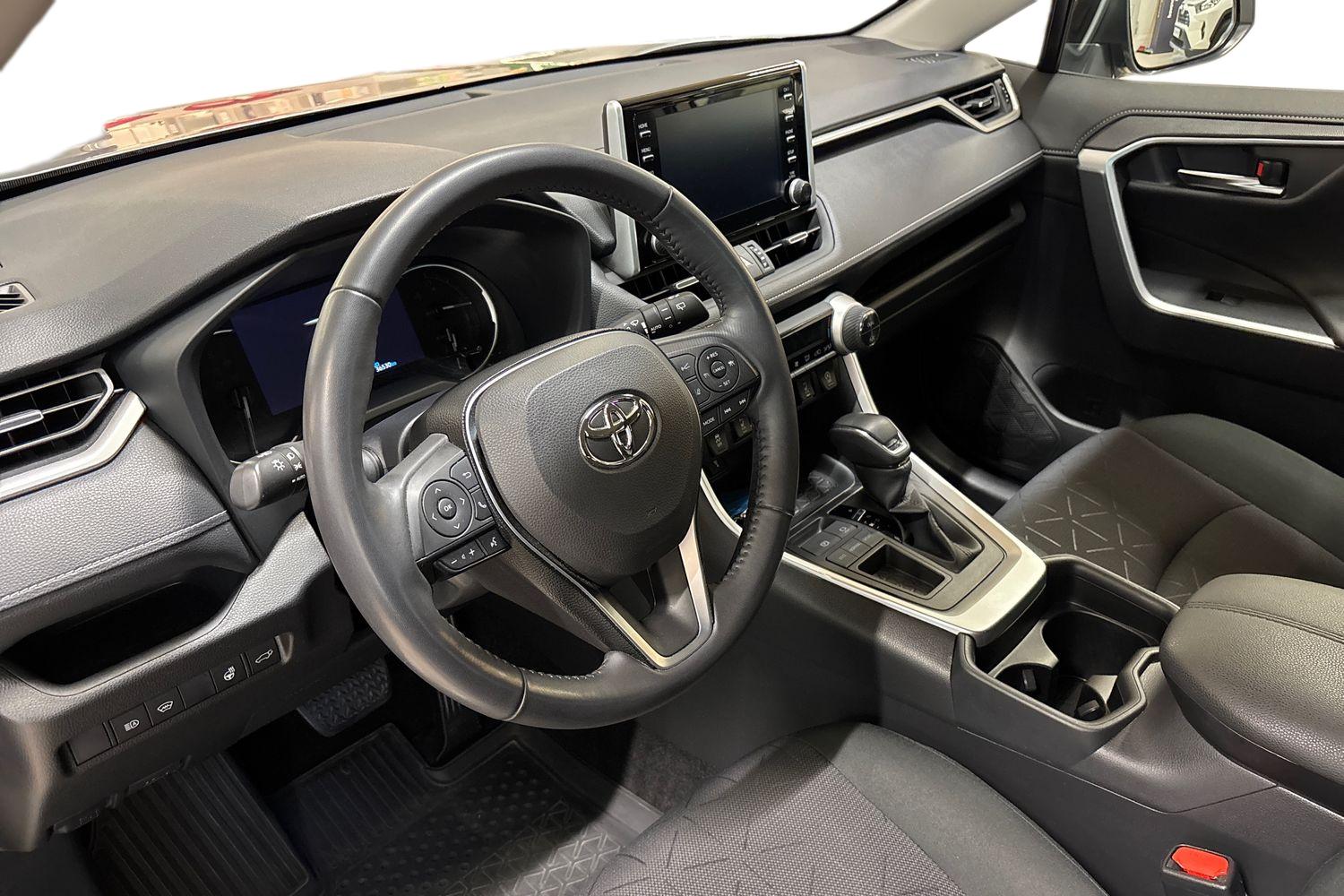 TOYOTA RAV4 2020