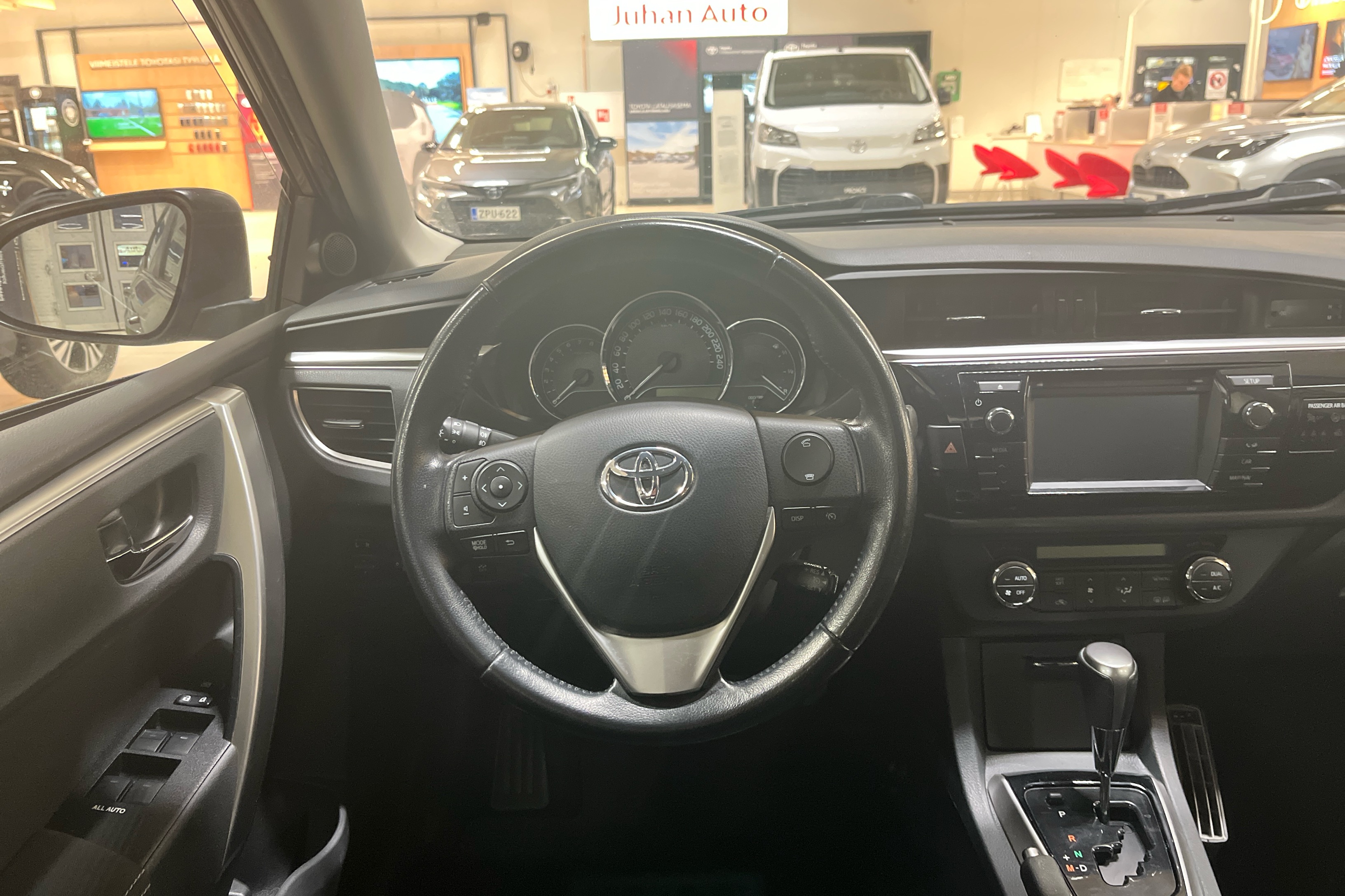 TOYOTA Corolla 2016