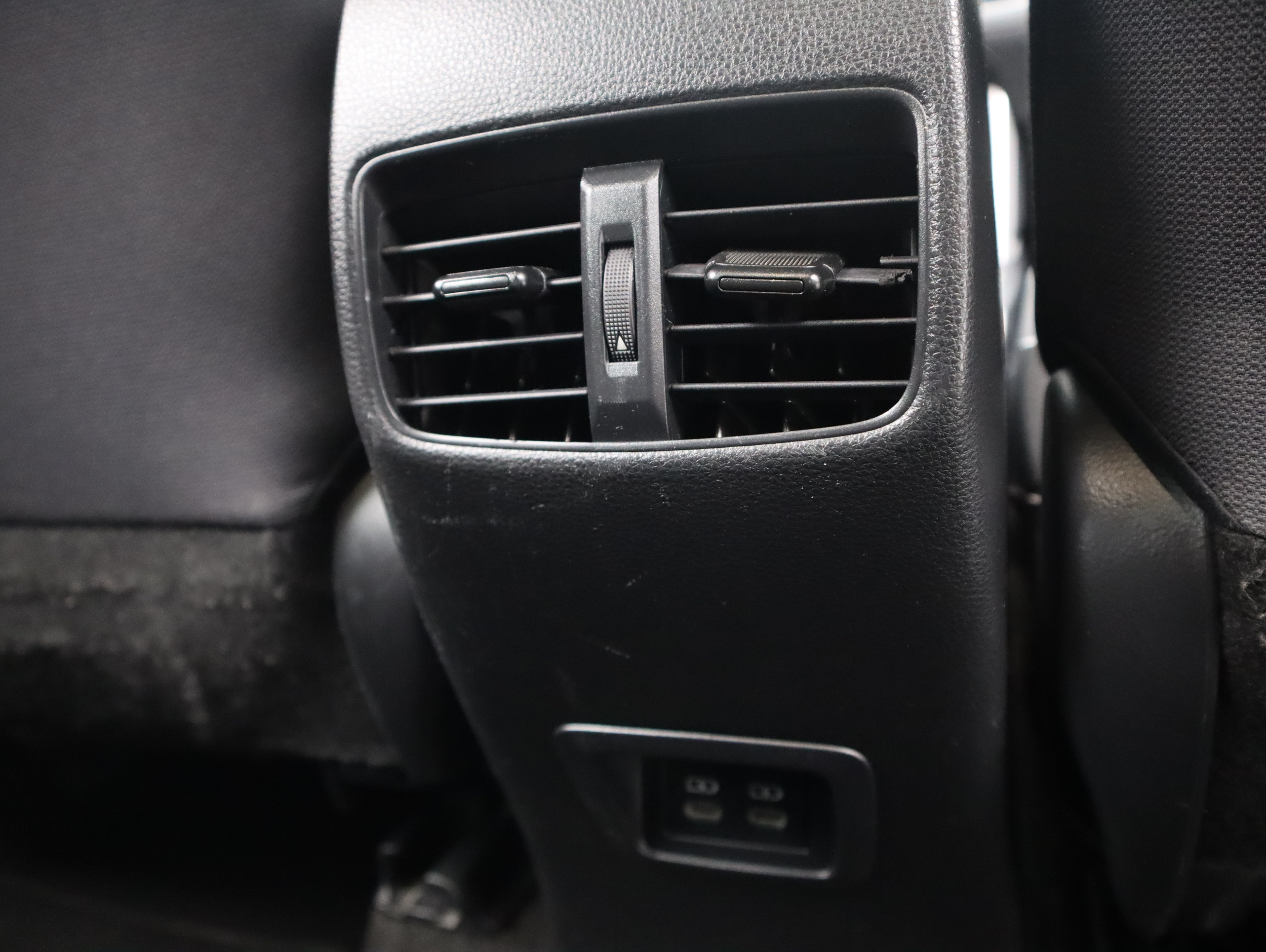 TOYOTA Corolla Cross 2023