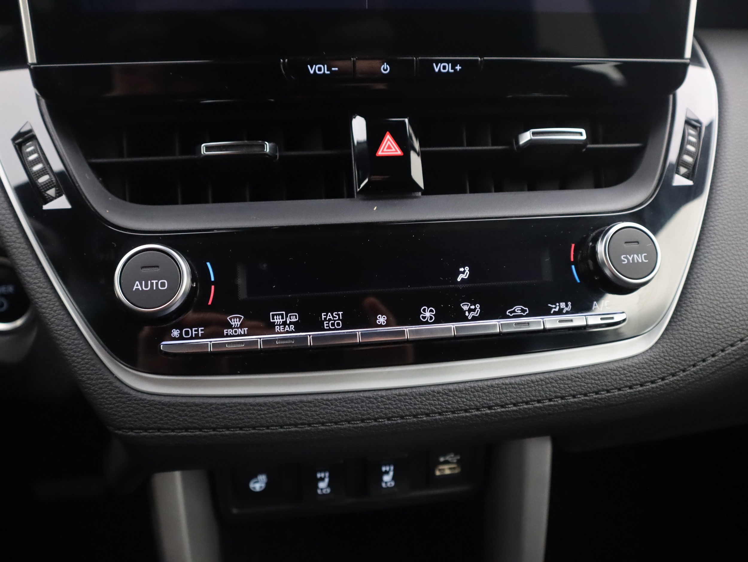 TOYOTA Corolla Cross 2023