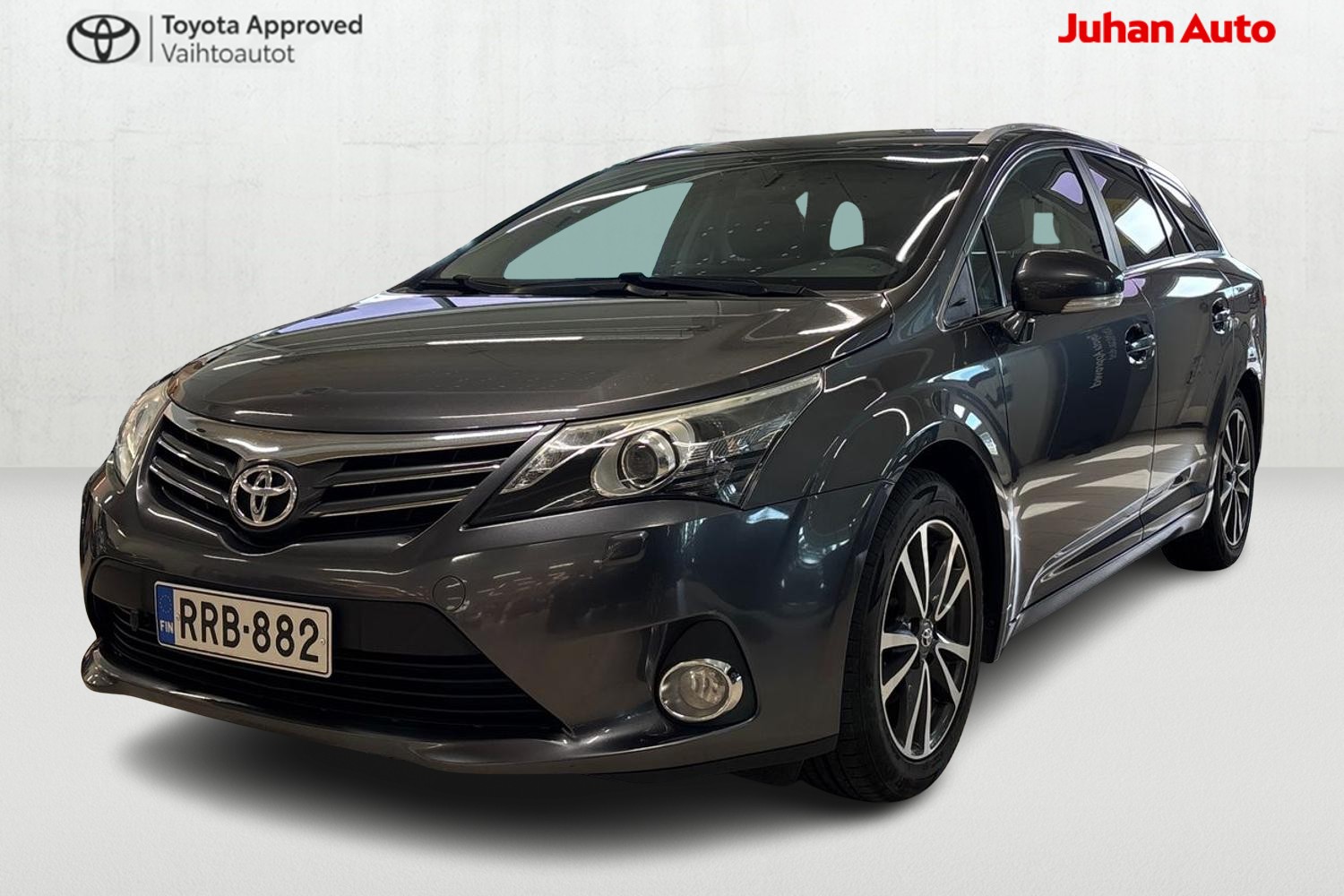 TOYOTA Avensis 2013