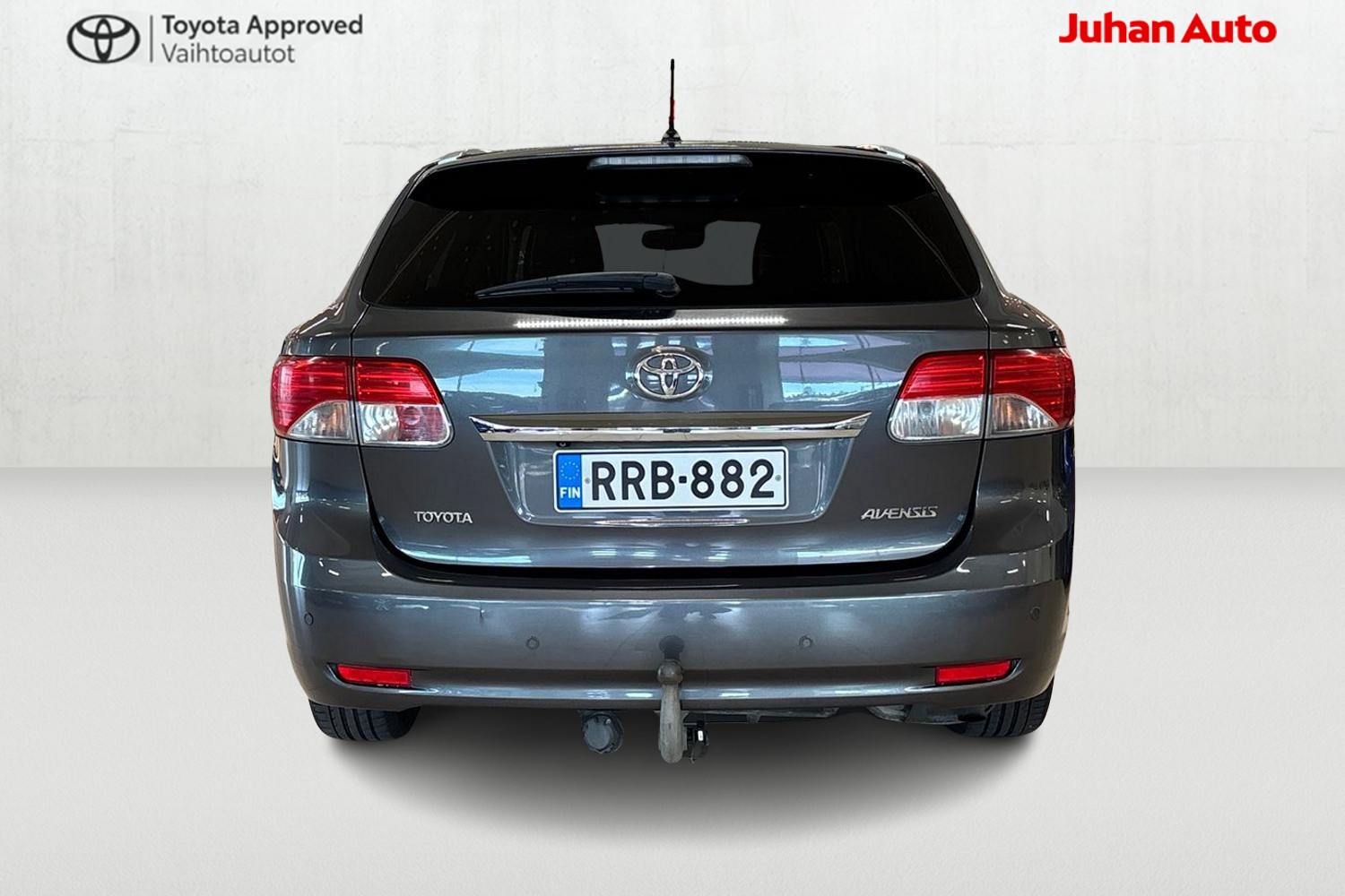 TOYOTA Avensis 2013