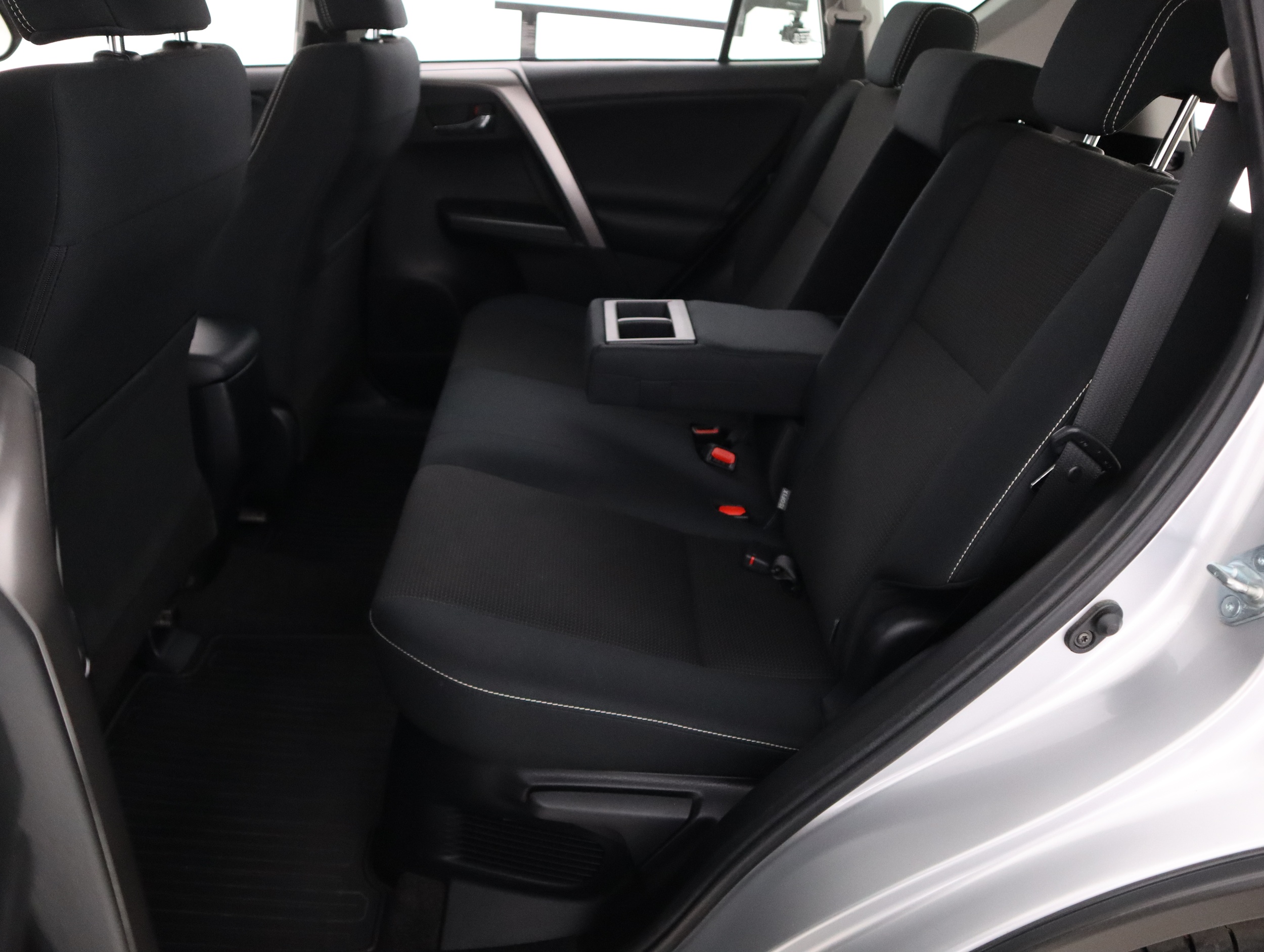TOYOTA RAV4 19