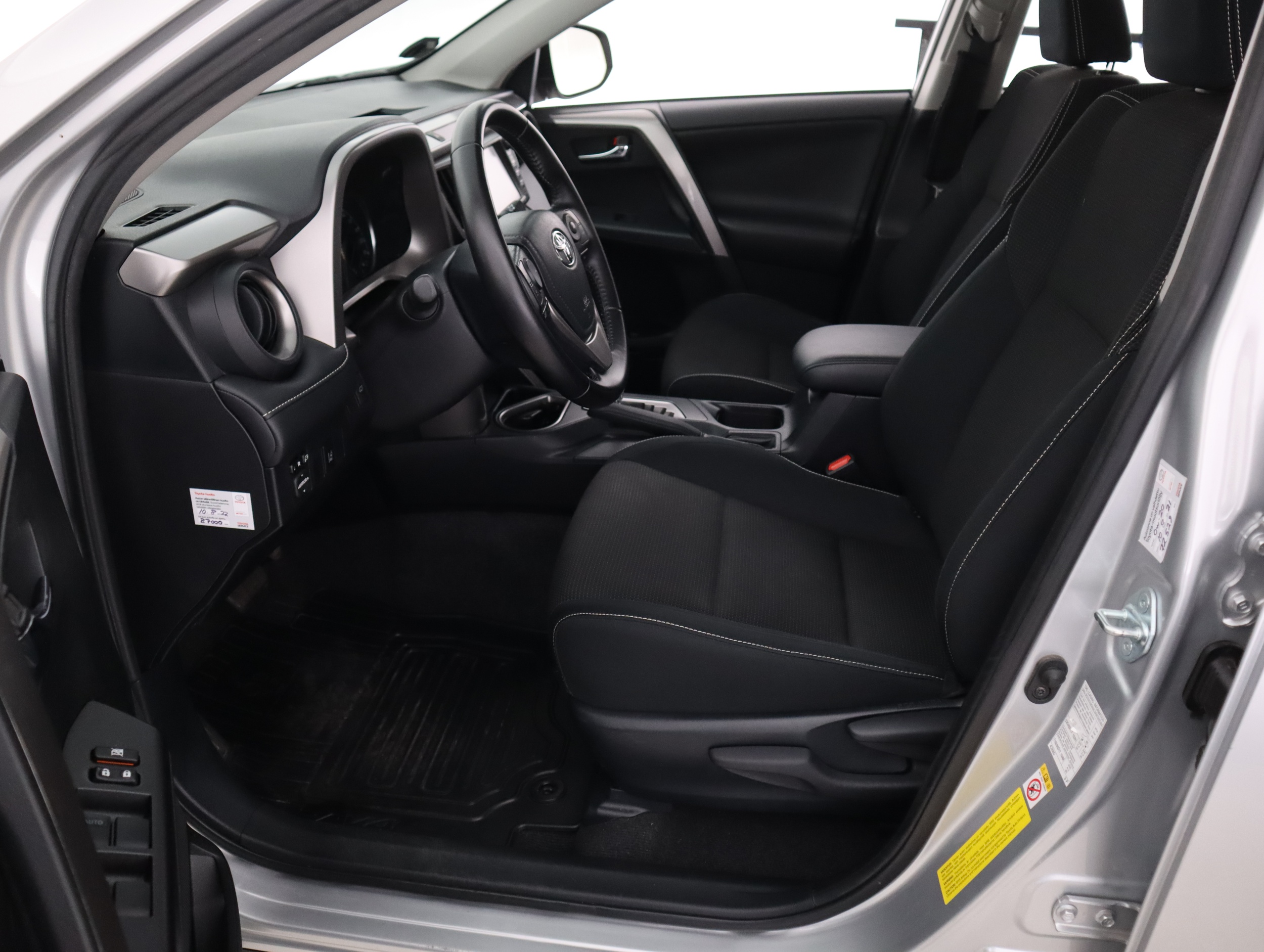 TOYOTA RAV4 20