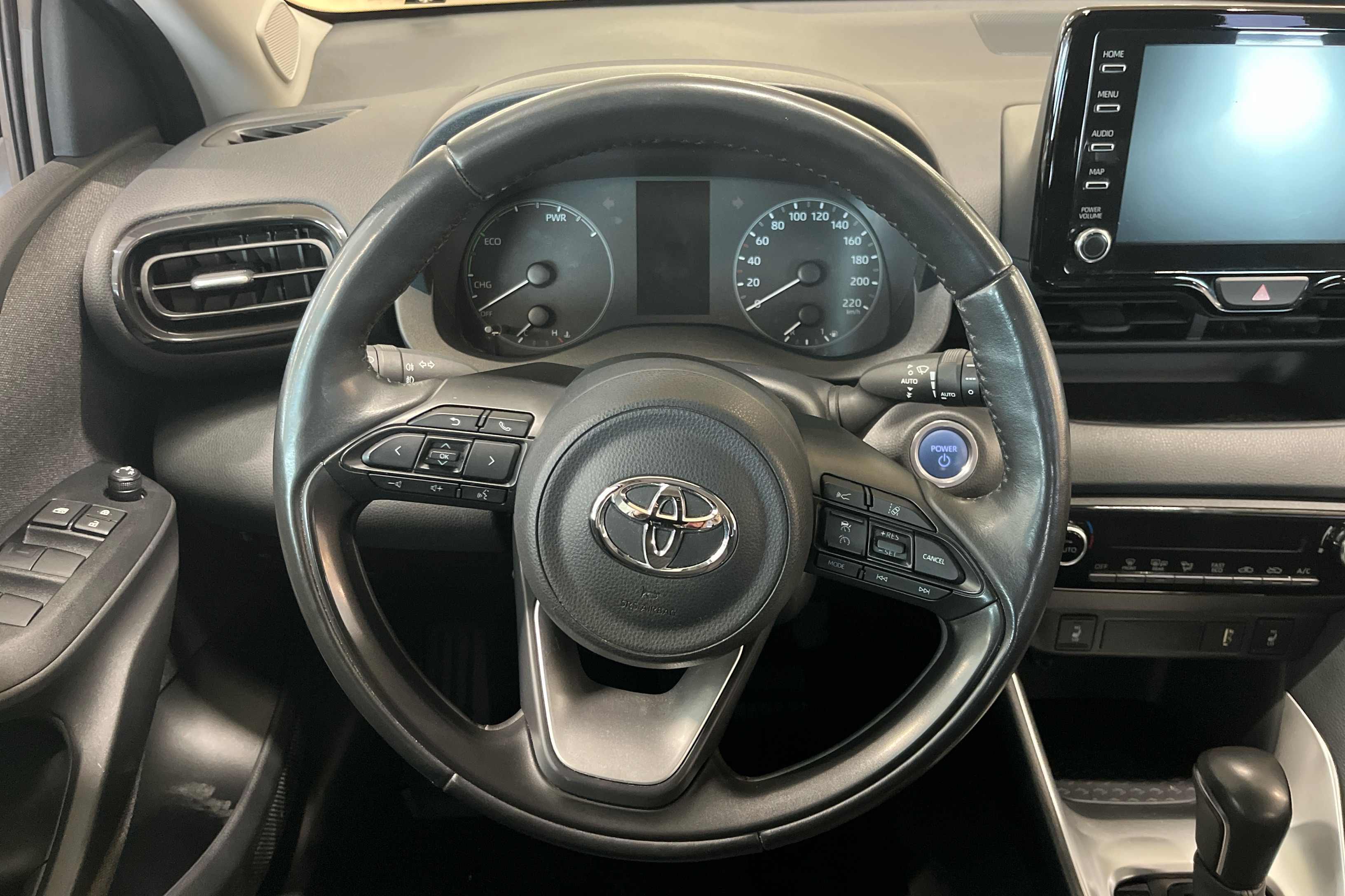 TOYOTA Yaris 2020