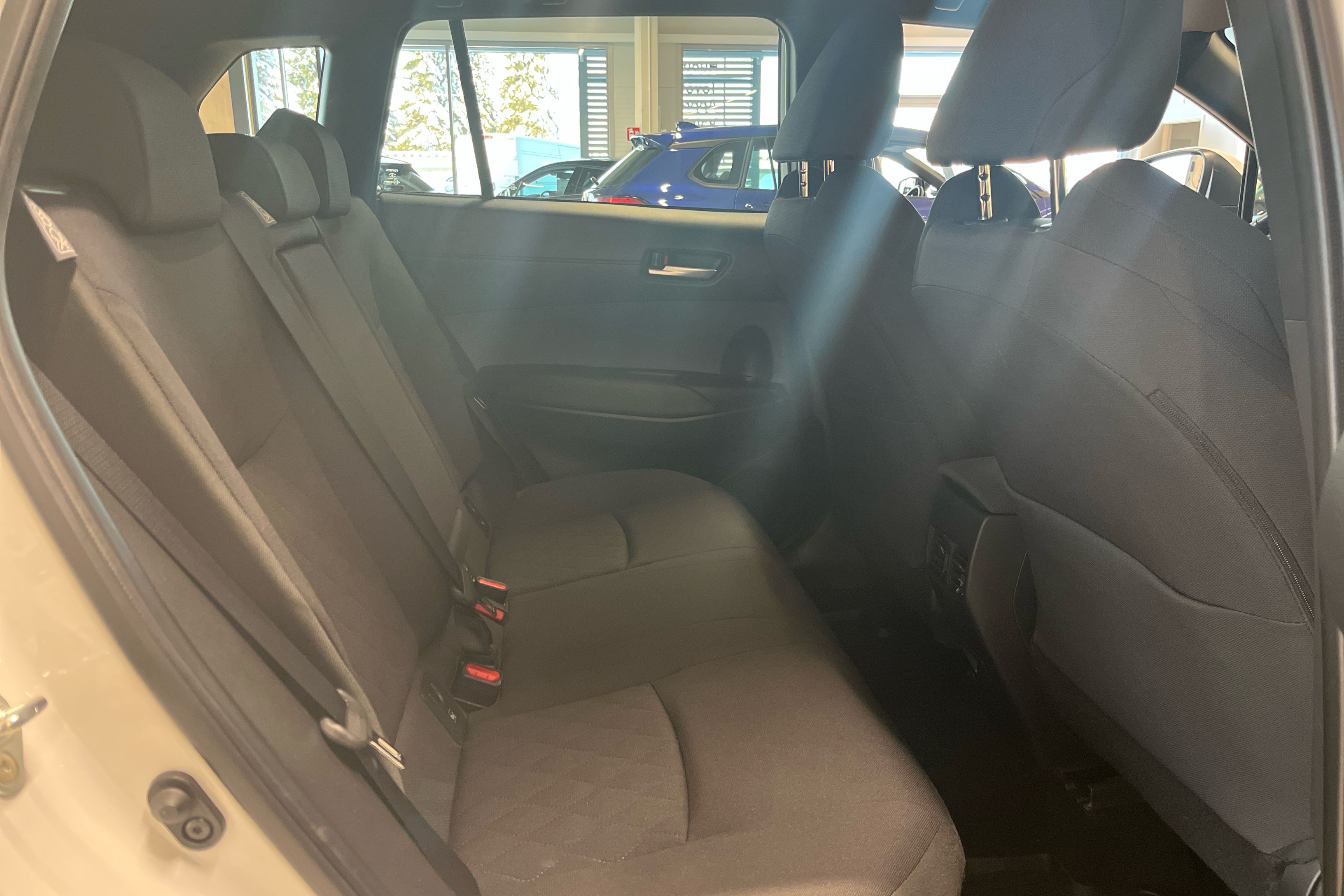 TOYOTA Corolla Cross 2024