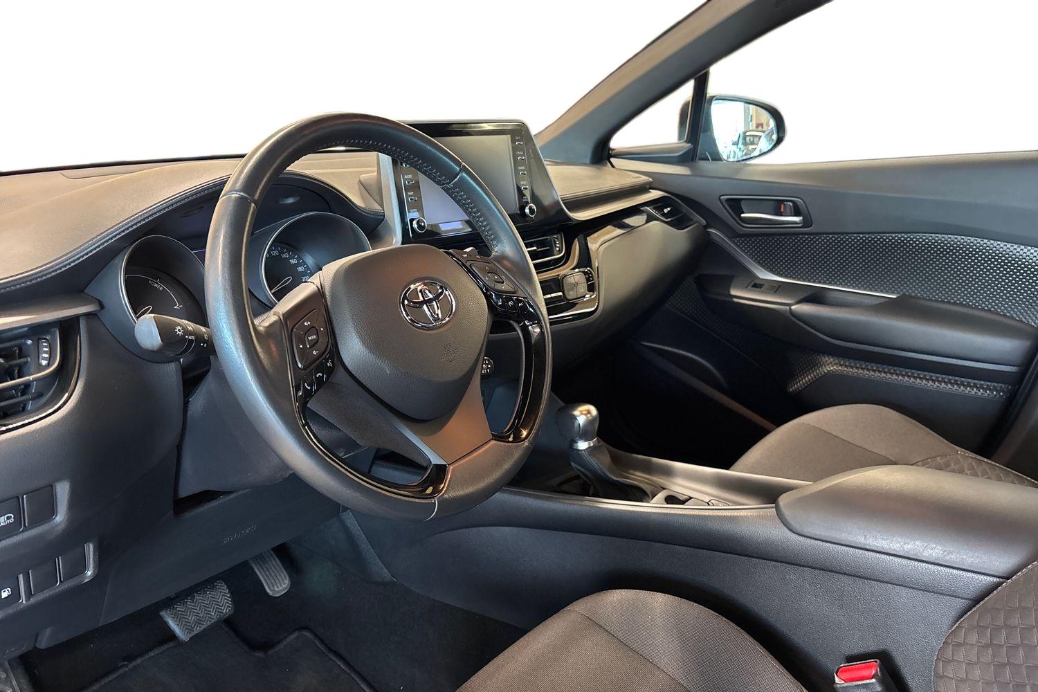 TOYOTA C-HR 2023