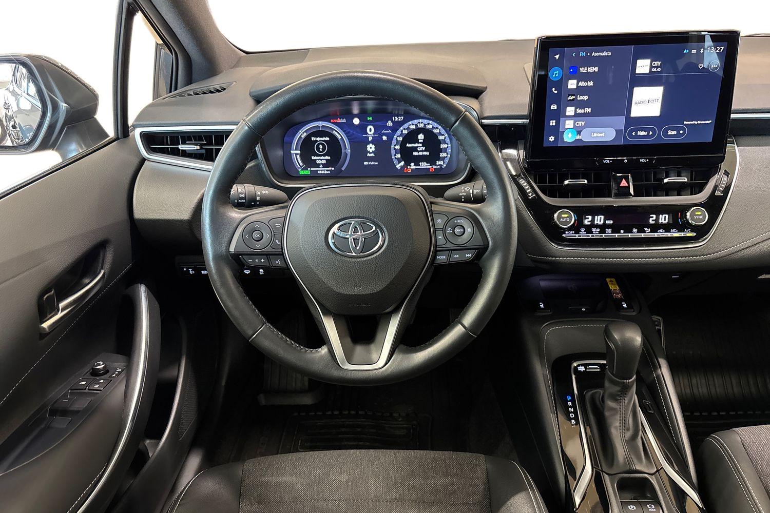 TOYOTA Corolla 2024