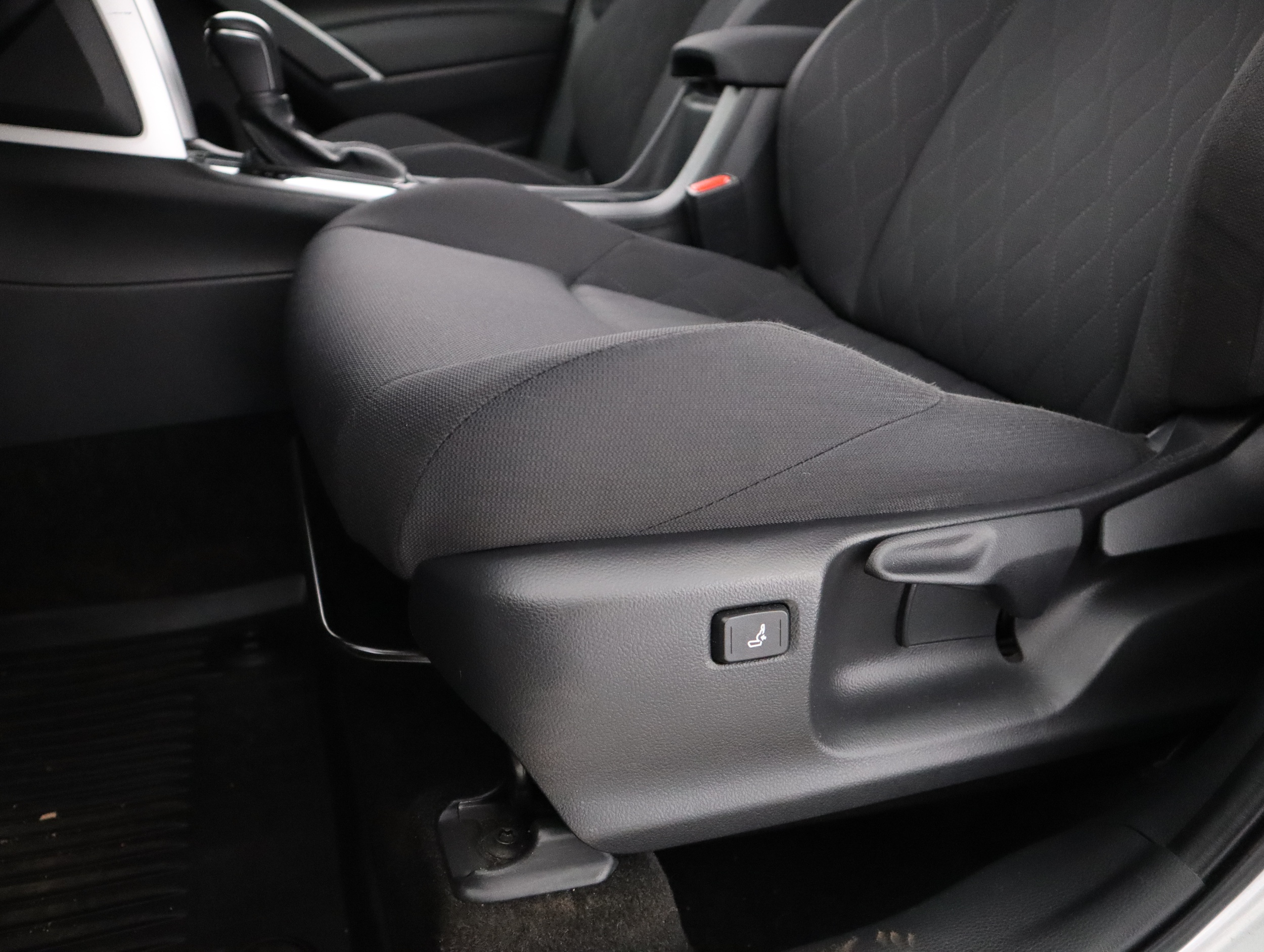 TOYOTA Corolla Cross 2023