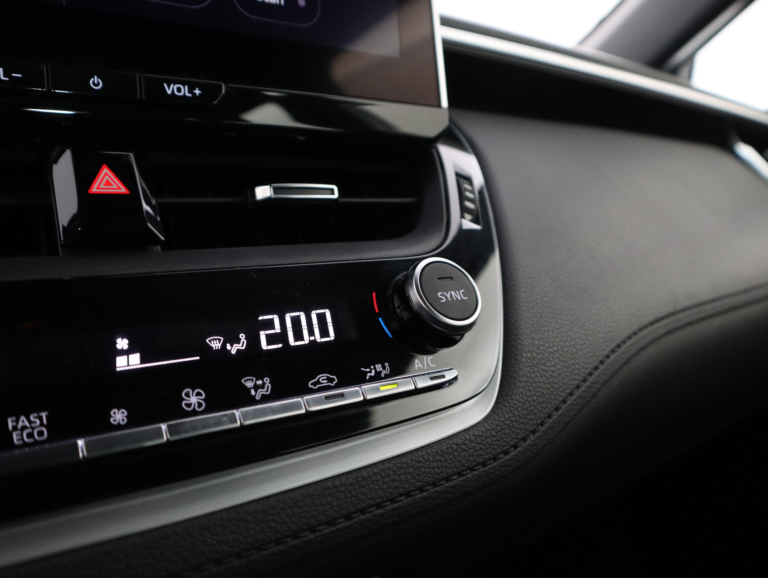 TOYOTA Corolla Cross 2023
