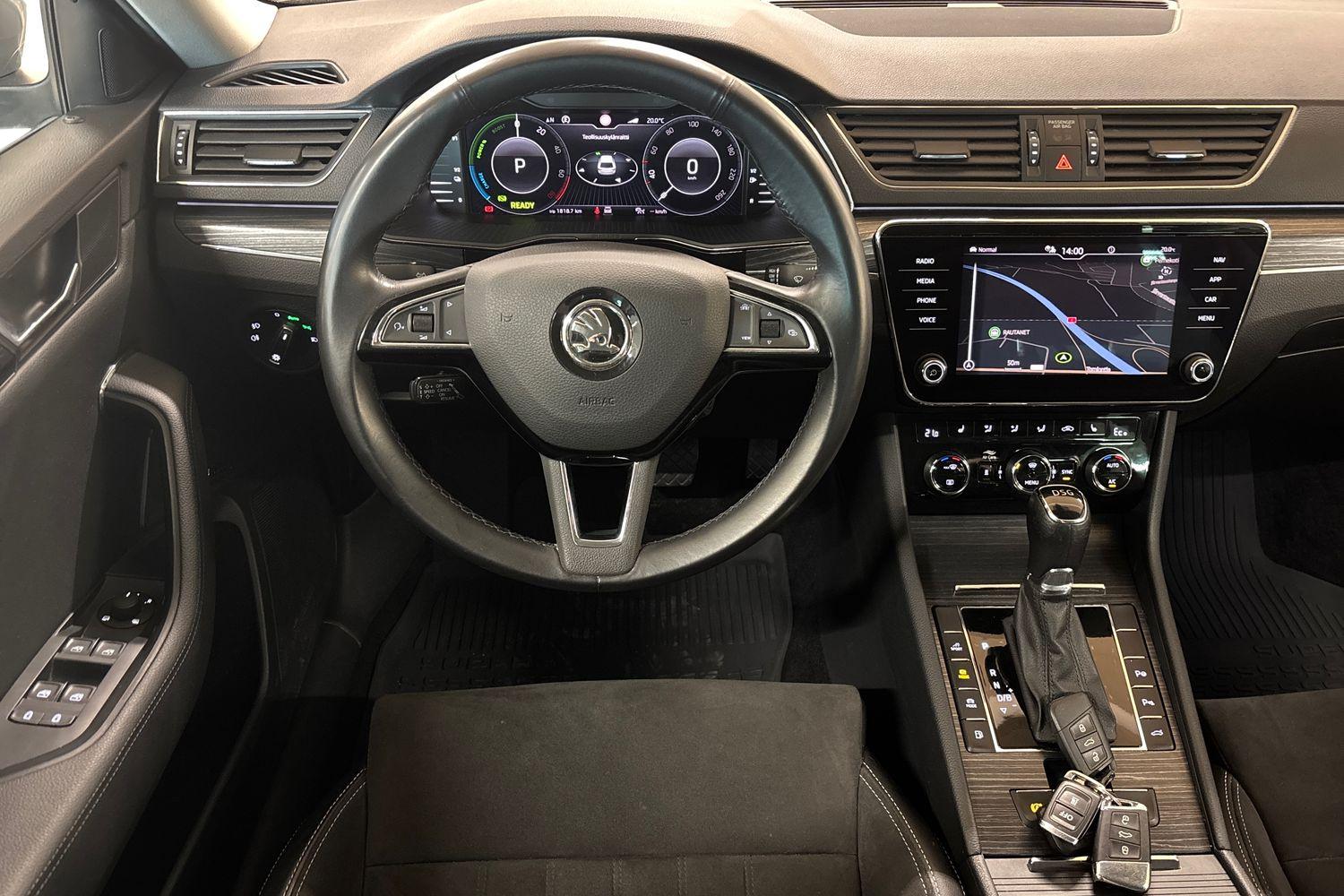 SKODA SUPERB 2020