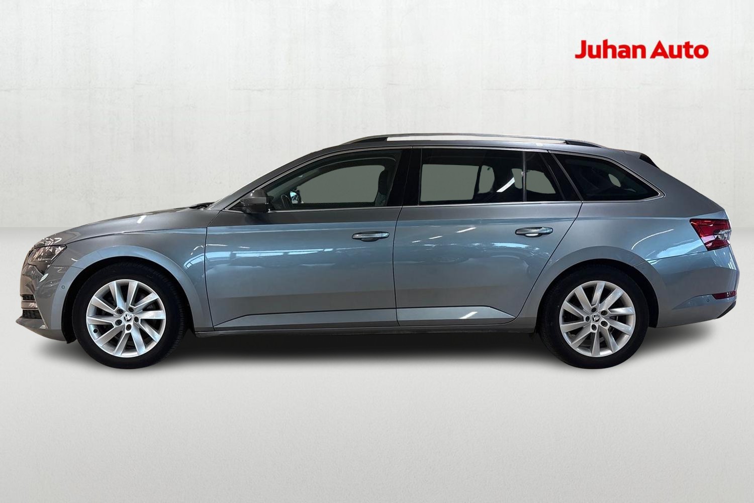 SKODA SUPERB 2020