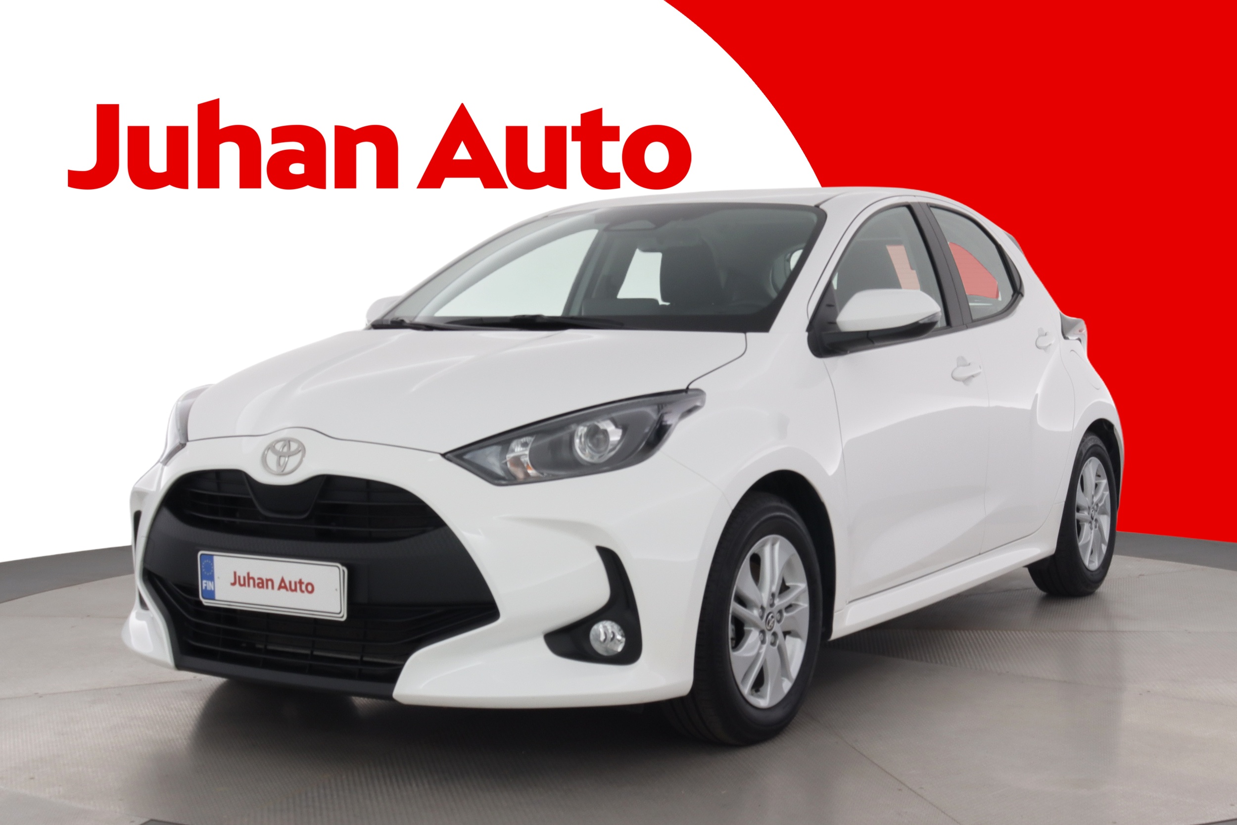 TOYOTA Yaris 2025