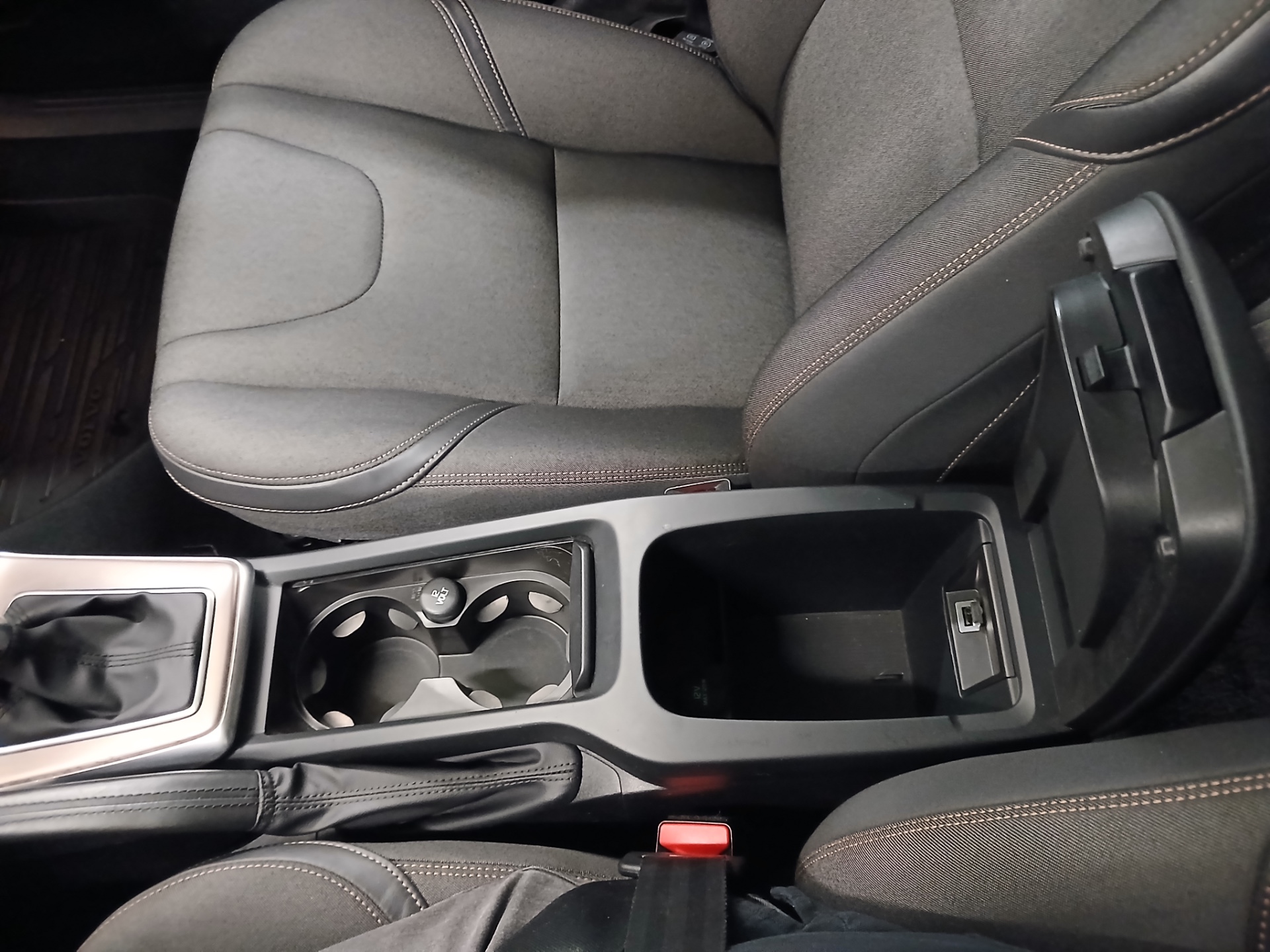 Volvo V40 Cross Country 2014