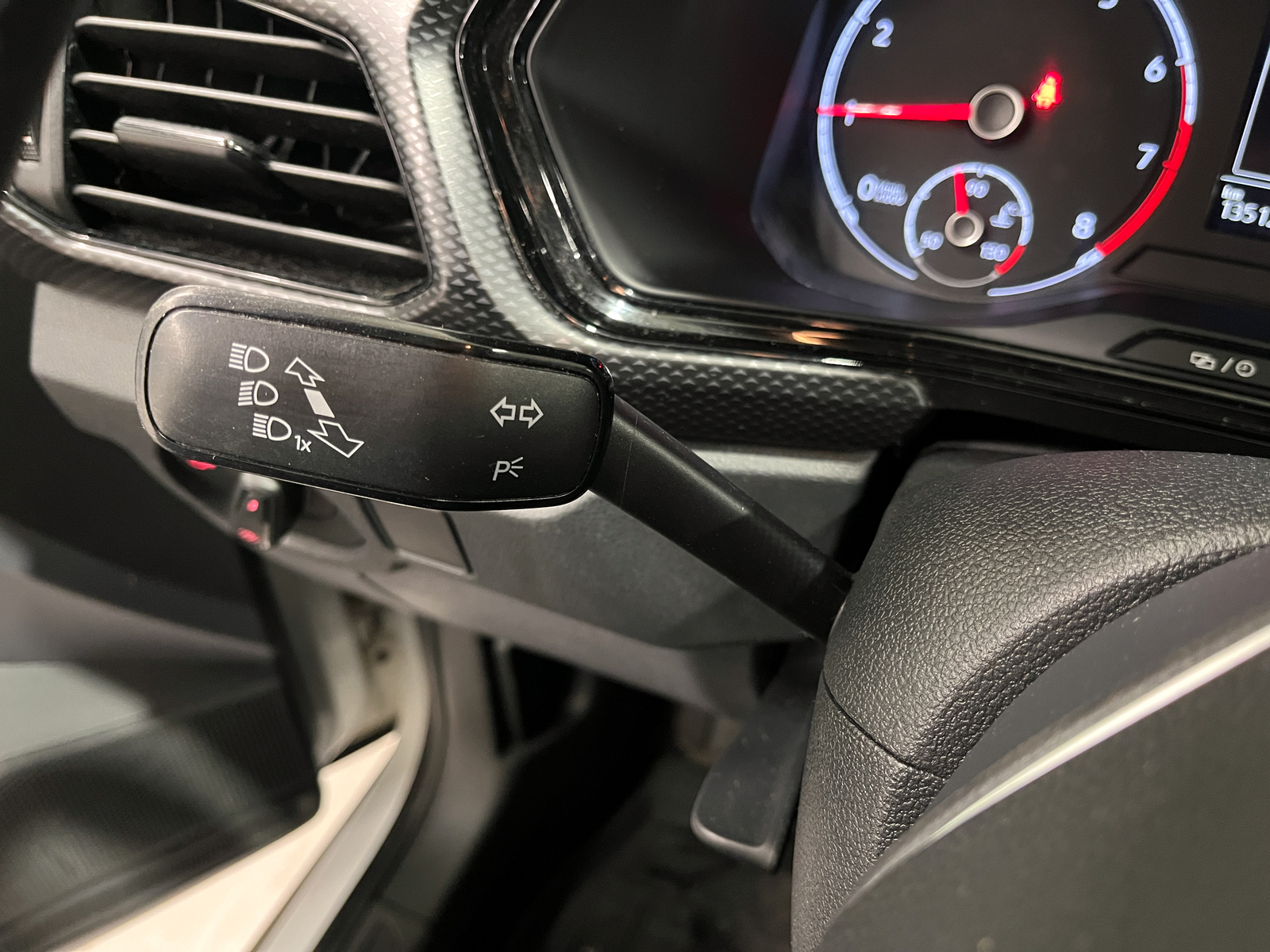 Volkswagen T-Cross 2019