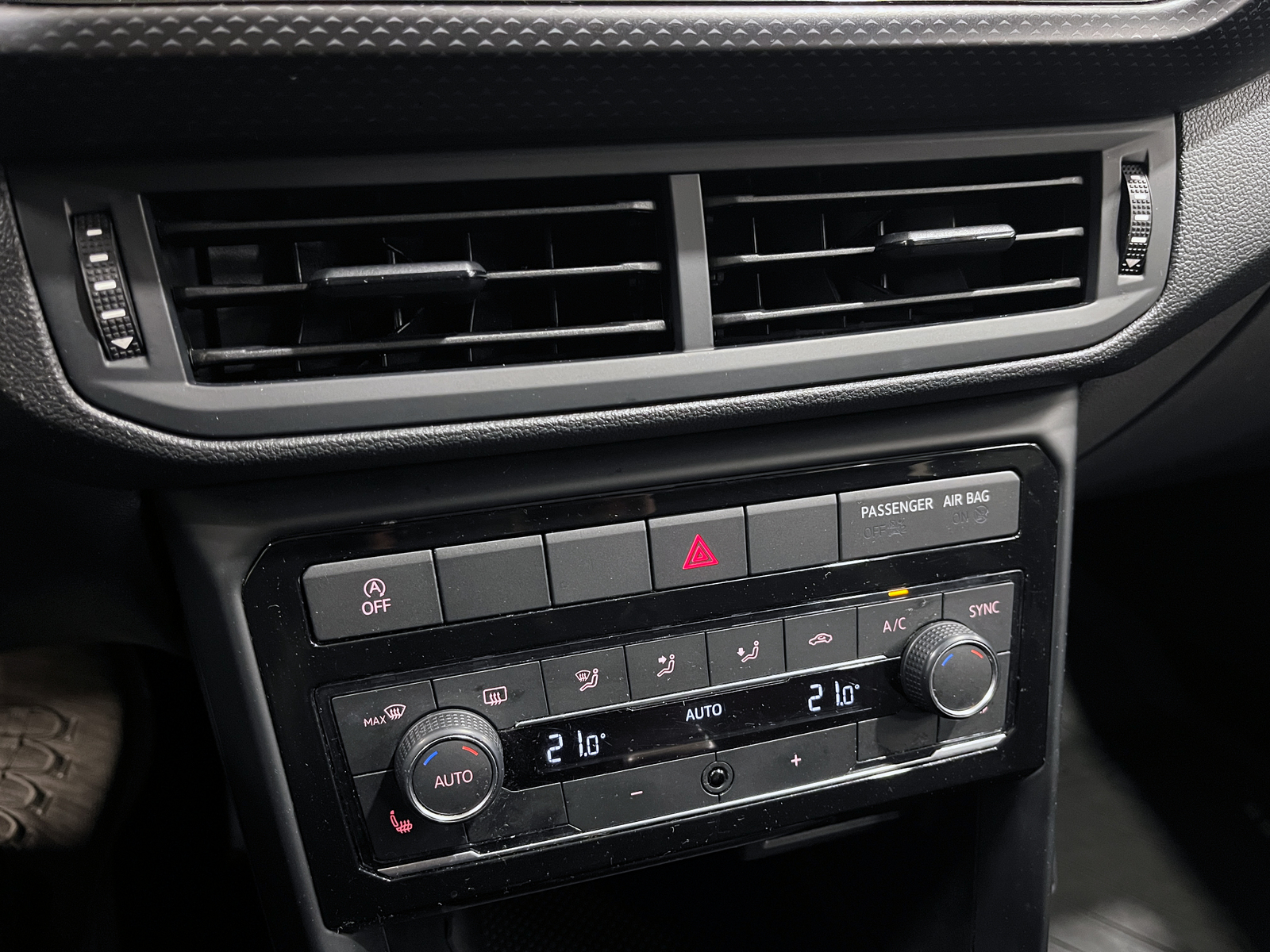 Volkswagen T-Cross 2019