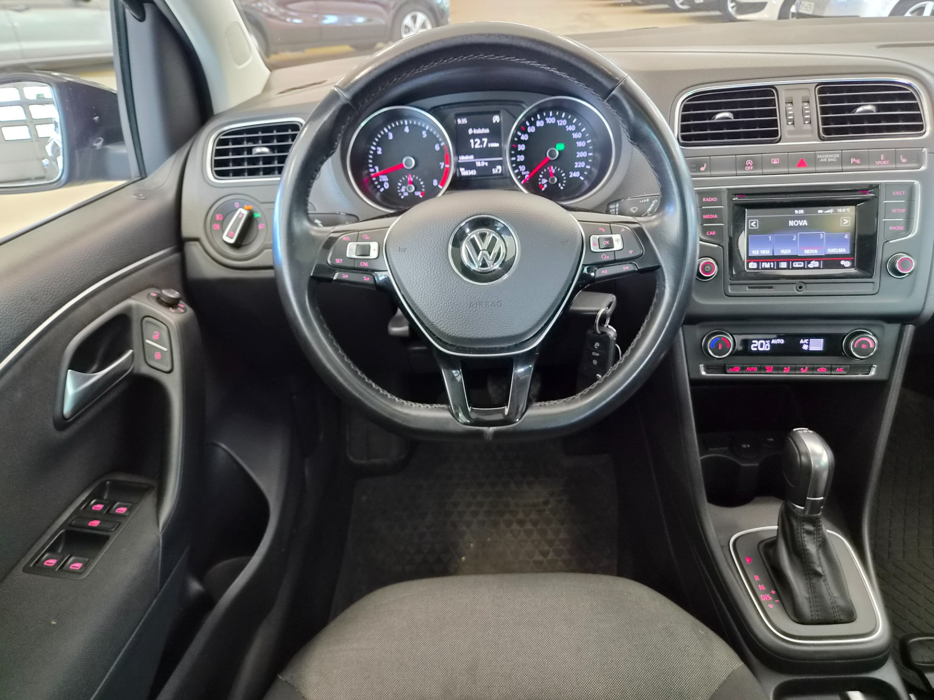 Volkswagen Polo 2016