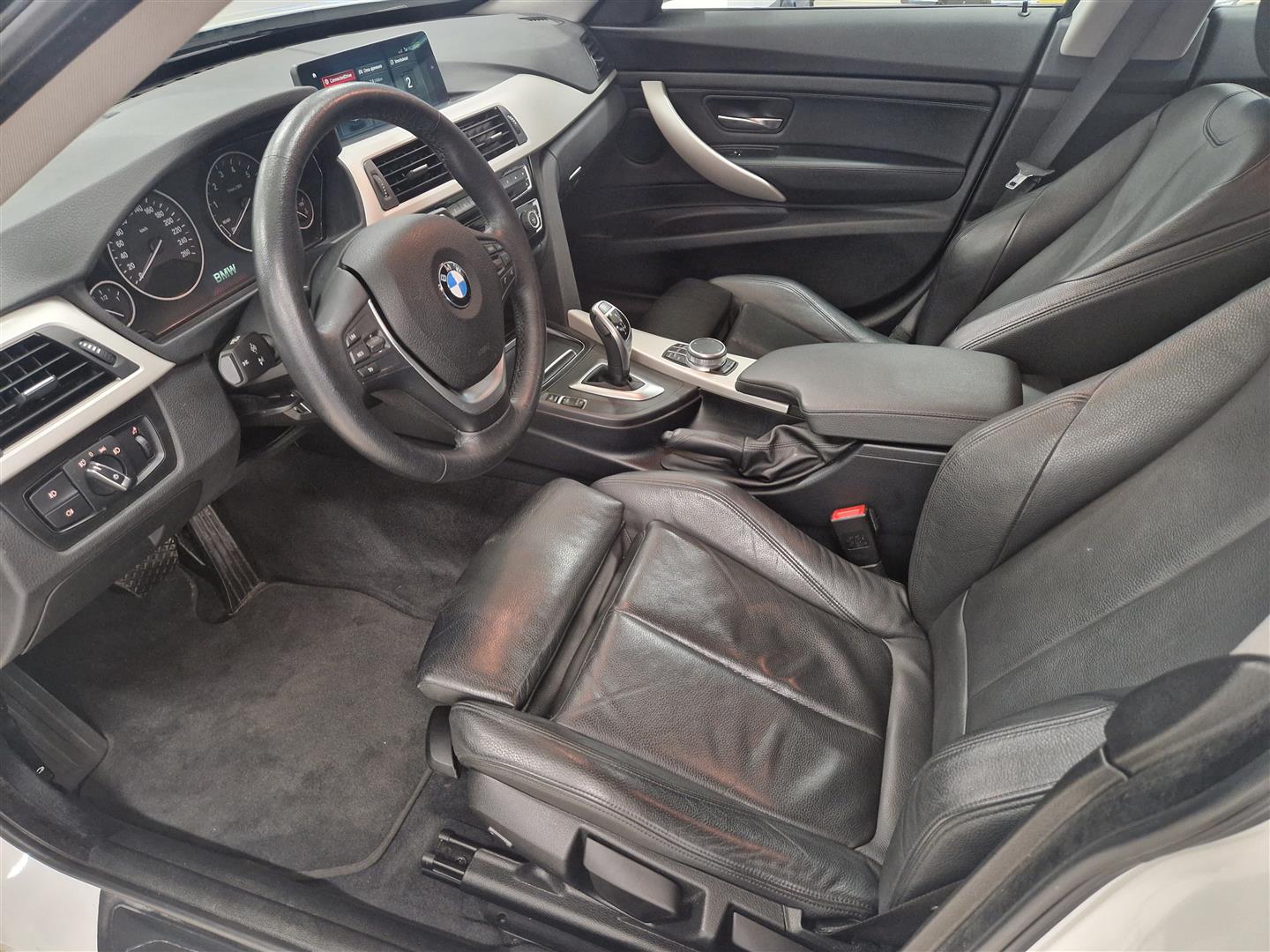 BMW 320 Gran Turismo 2018