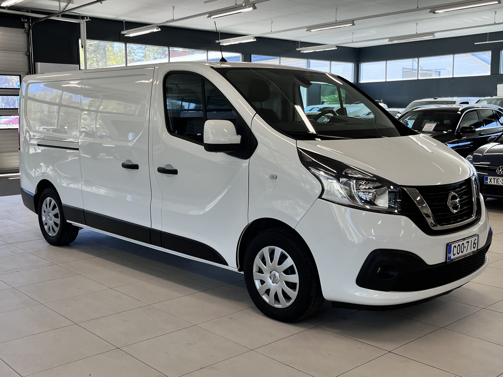 Nissan NV300 2021