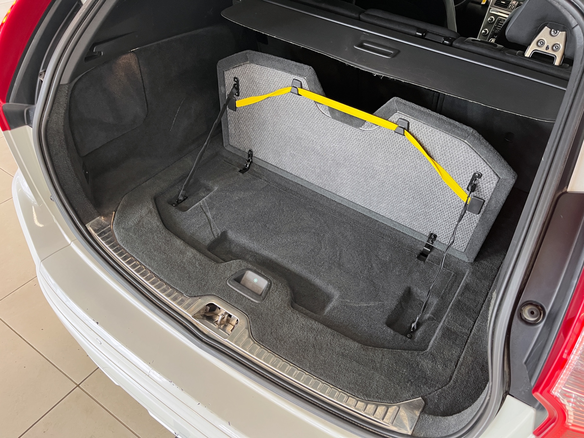 Volvo XC60 D4 AWD Momentum aut. 2014, photo 7/37