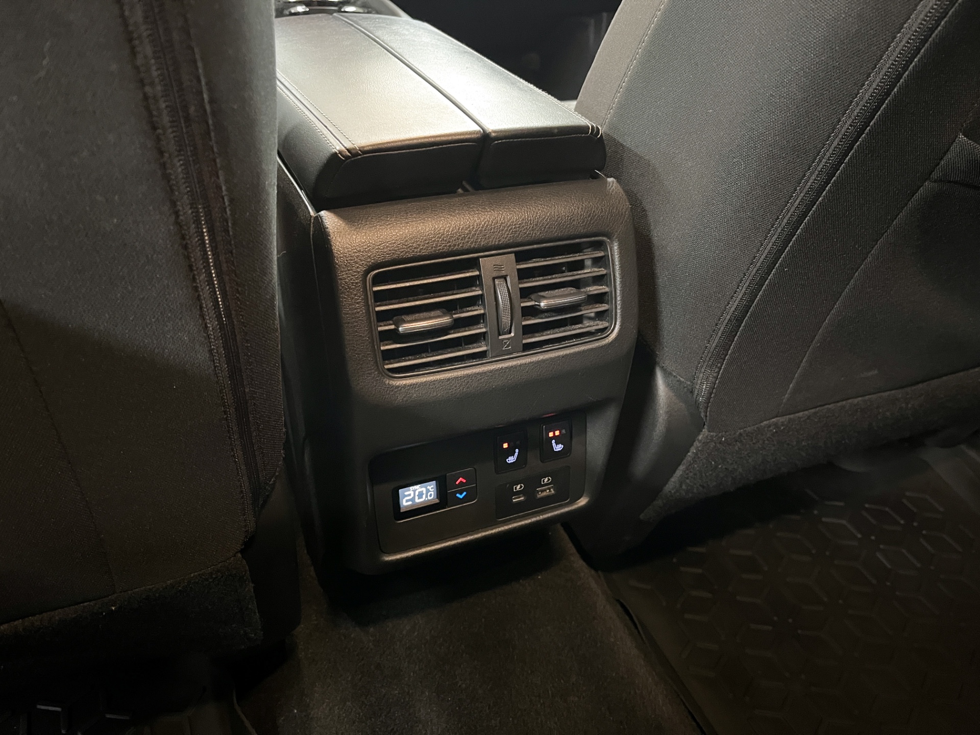 Nissan X-Trail 2024