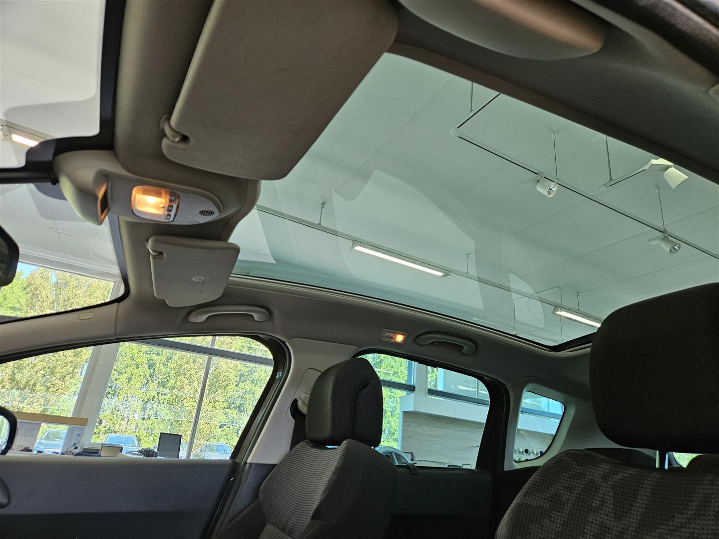 Peugeot 3008 2011
