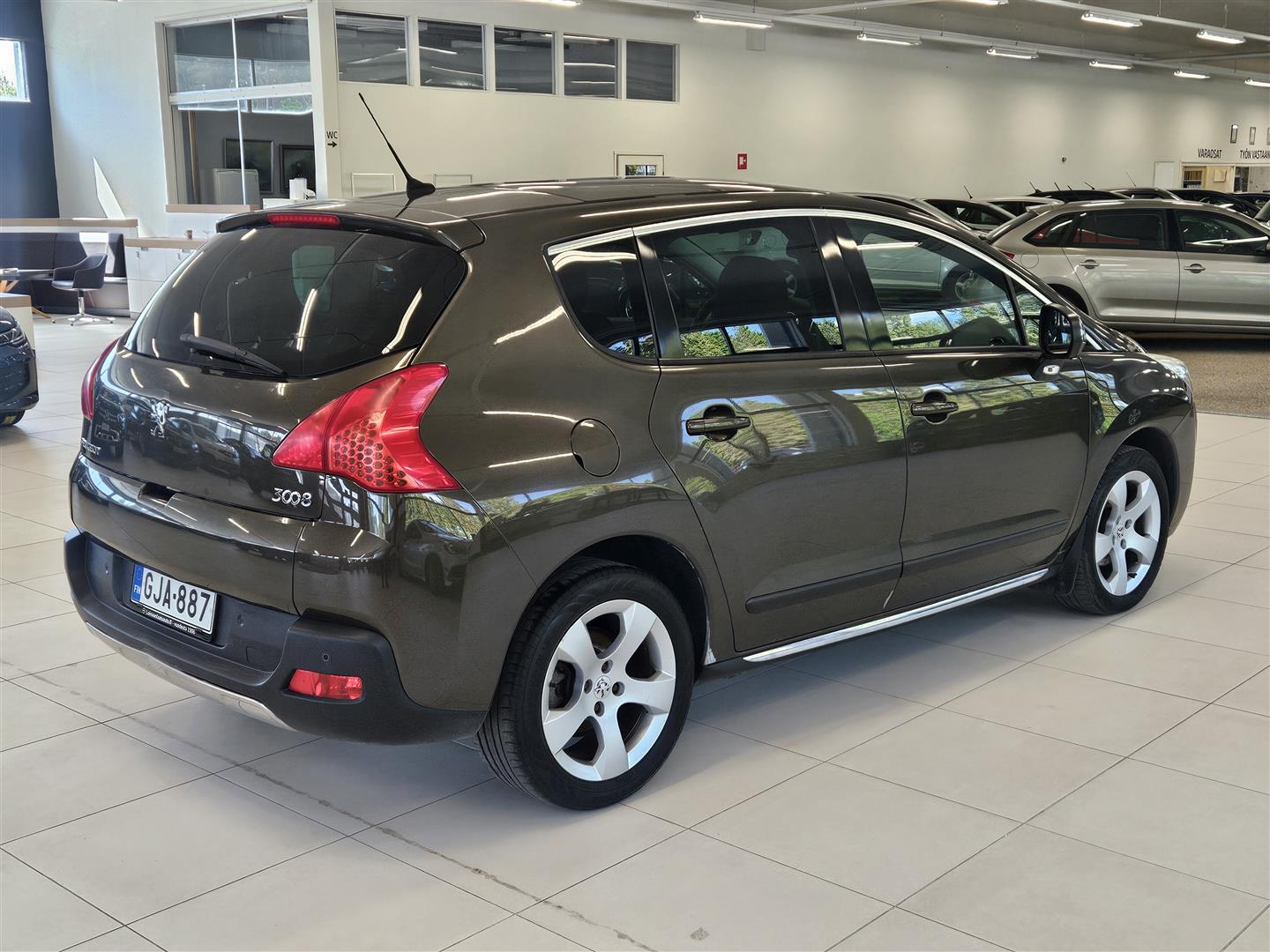 Peugeot 3008 2011