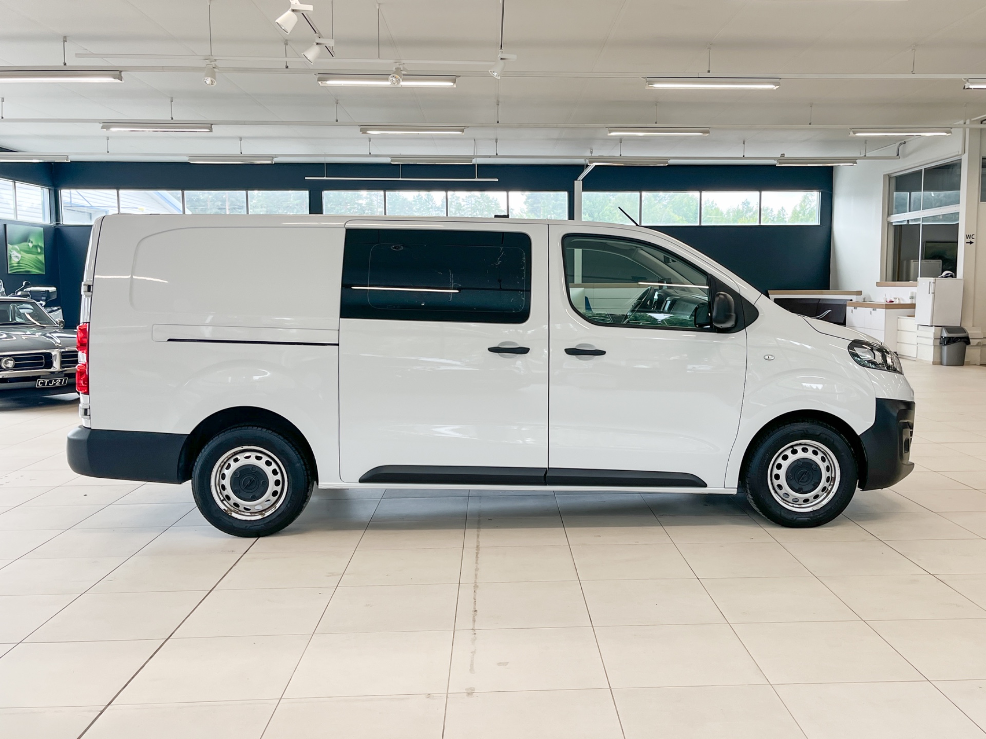 Opel Vivaro Van L Comfort 145 hv man. 2022, photo 3/37