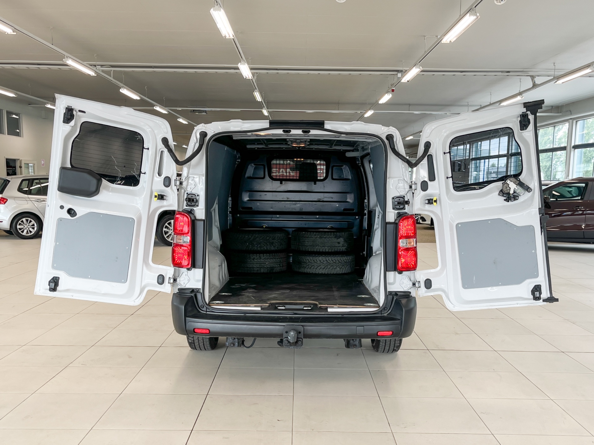 Opel Vivaro Van L Comfort 145 hv man. 2022, photo 6/37