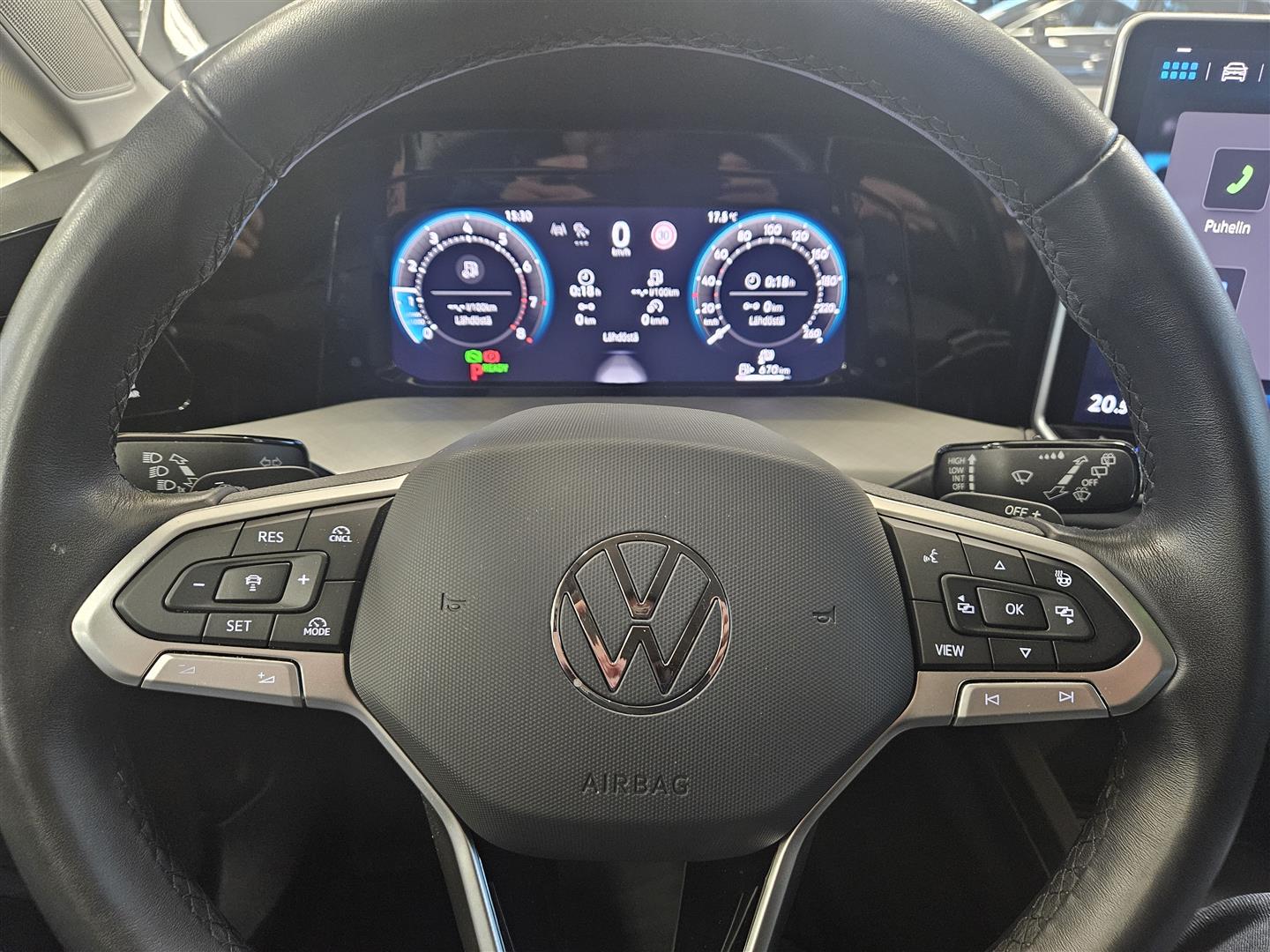 Volkswagen Golf 2024