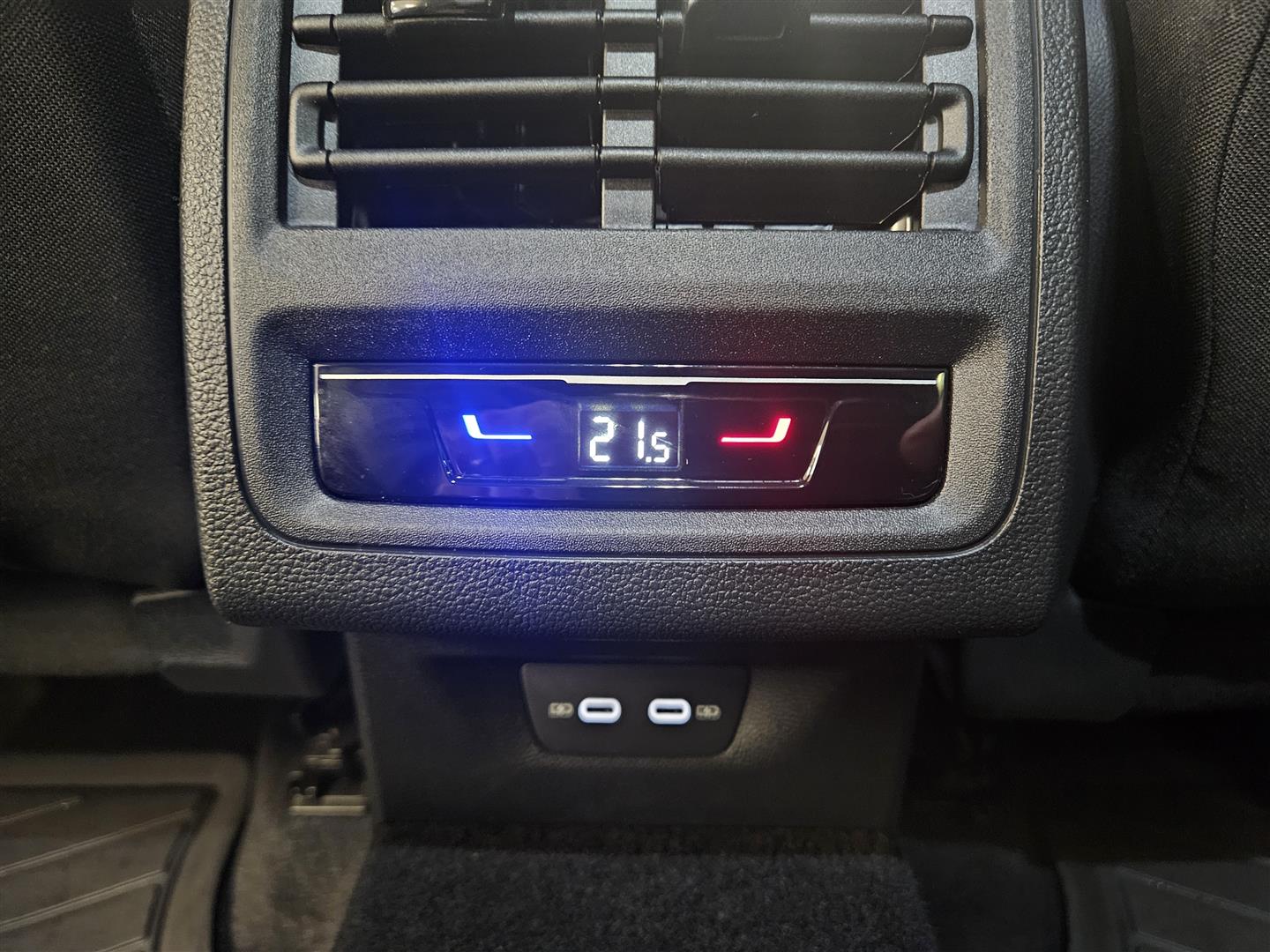 Volkswagen Golf 2024