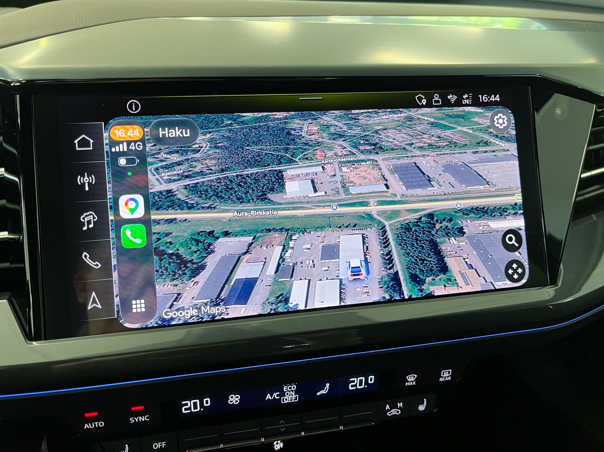 Audi Q4 e-tron 2025