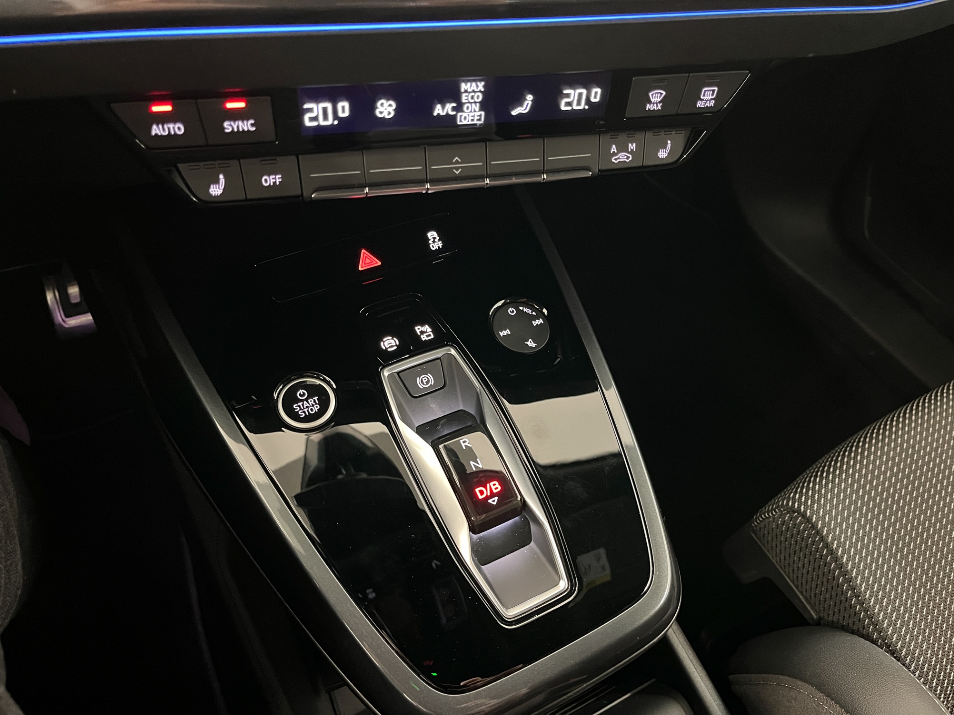 Audi Q4 e-tron 2025