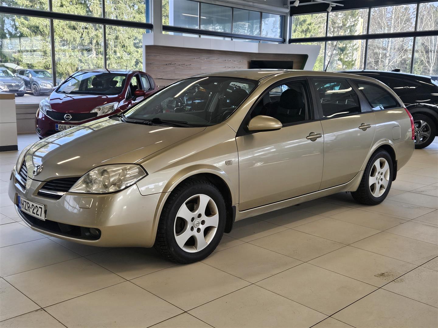 Nissan Primera 2003