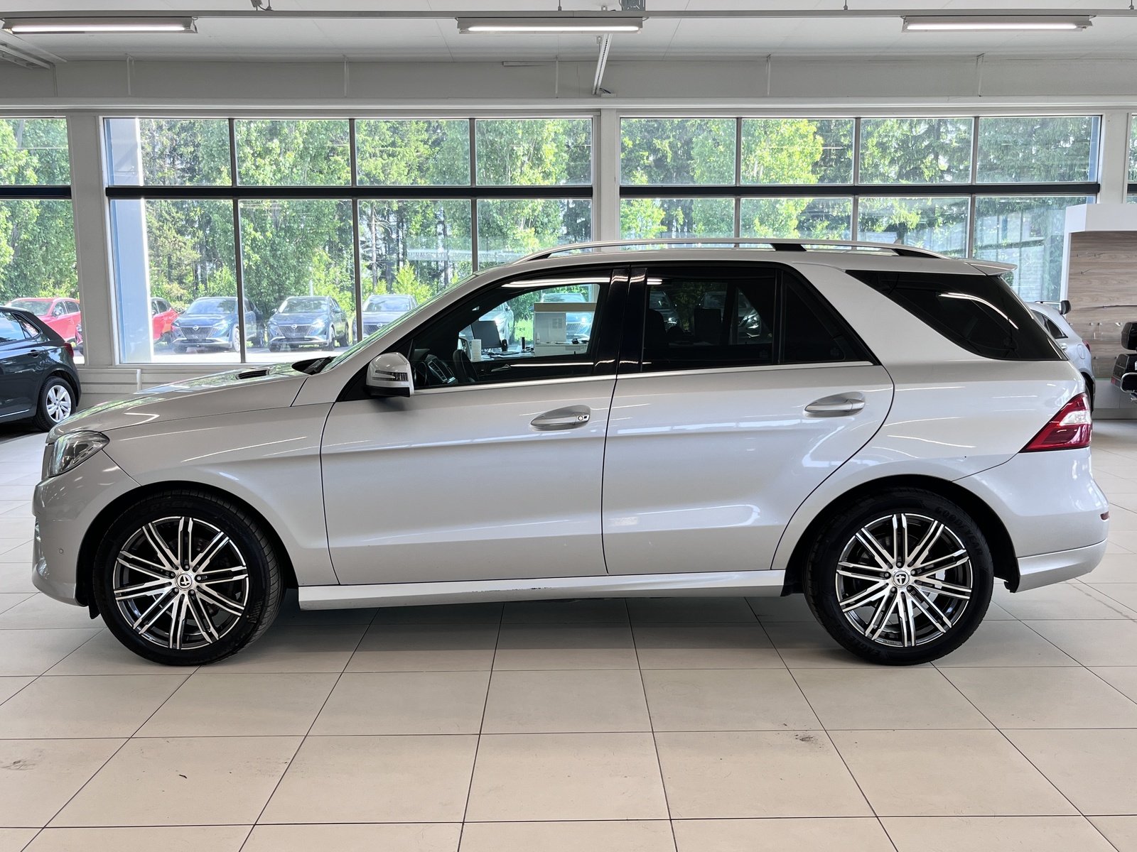 Mercedes-Benz ML 2013