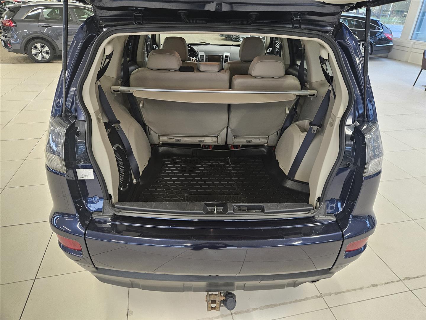 Mitsubishi Outlander 2012