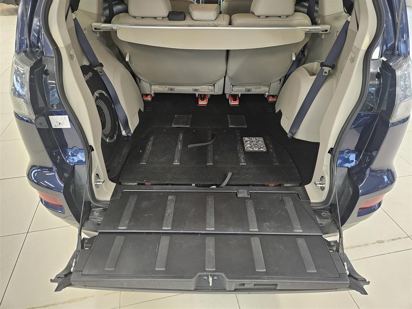 Mitsubishi Outlander 2012