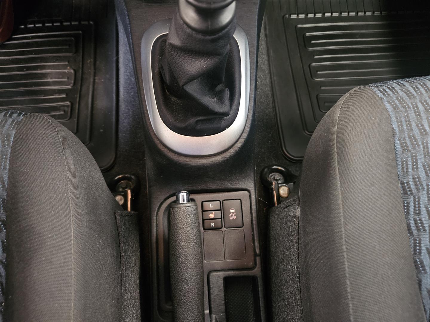 Toyota Yaris 2012