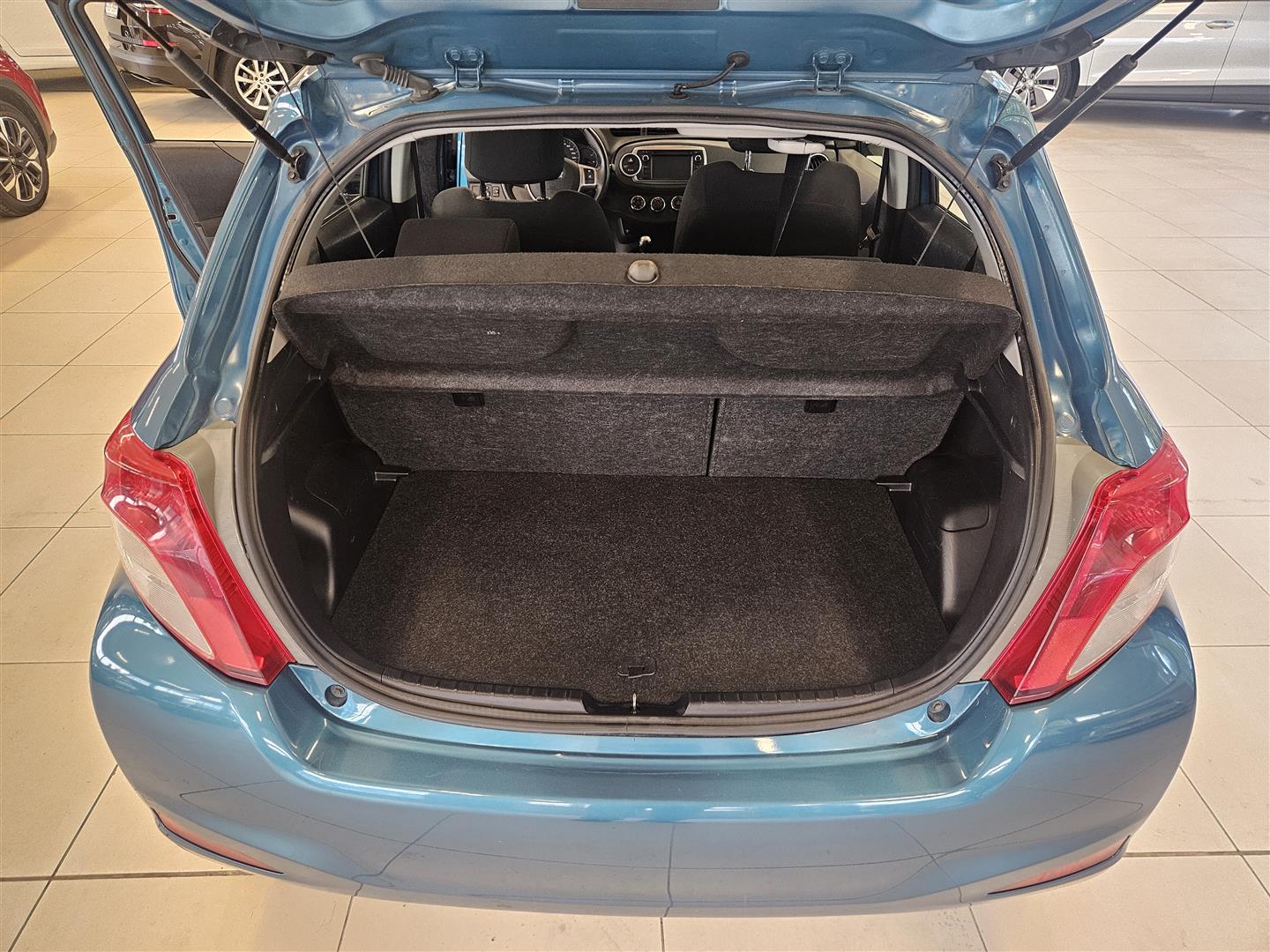 Toyota Yaris 2012
