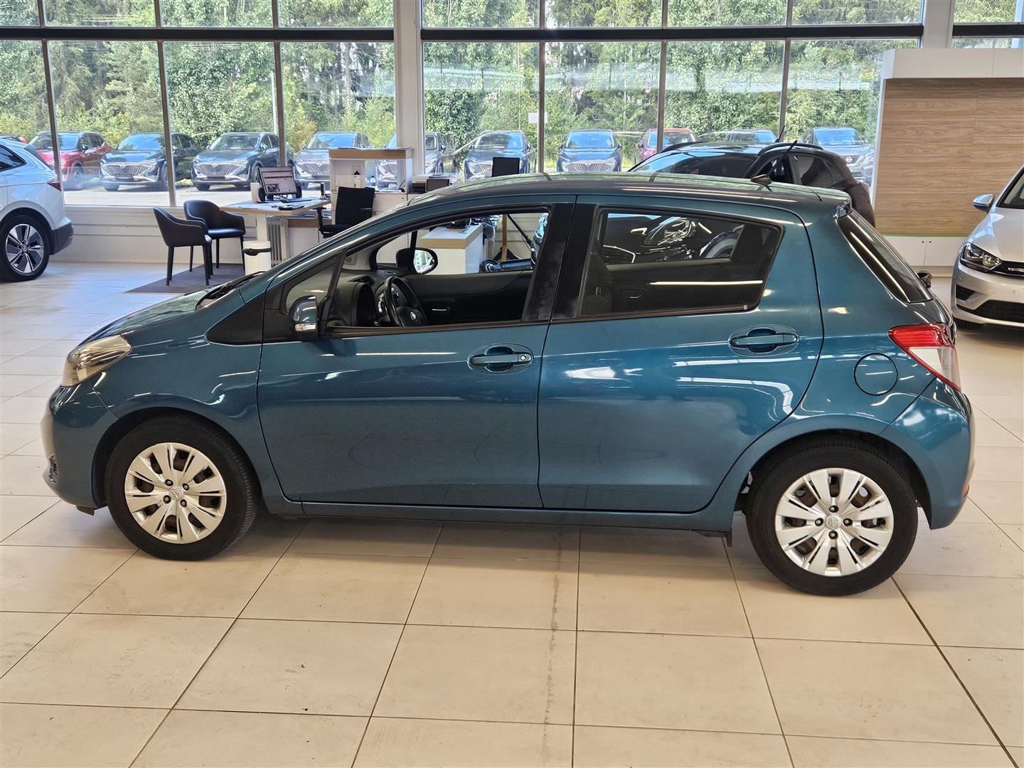 Toyota Yaris 2012