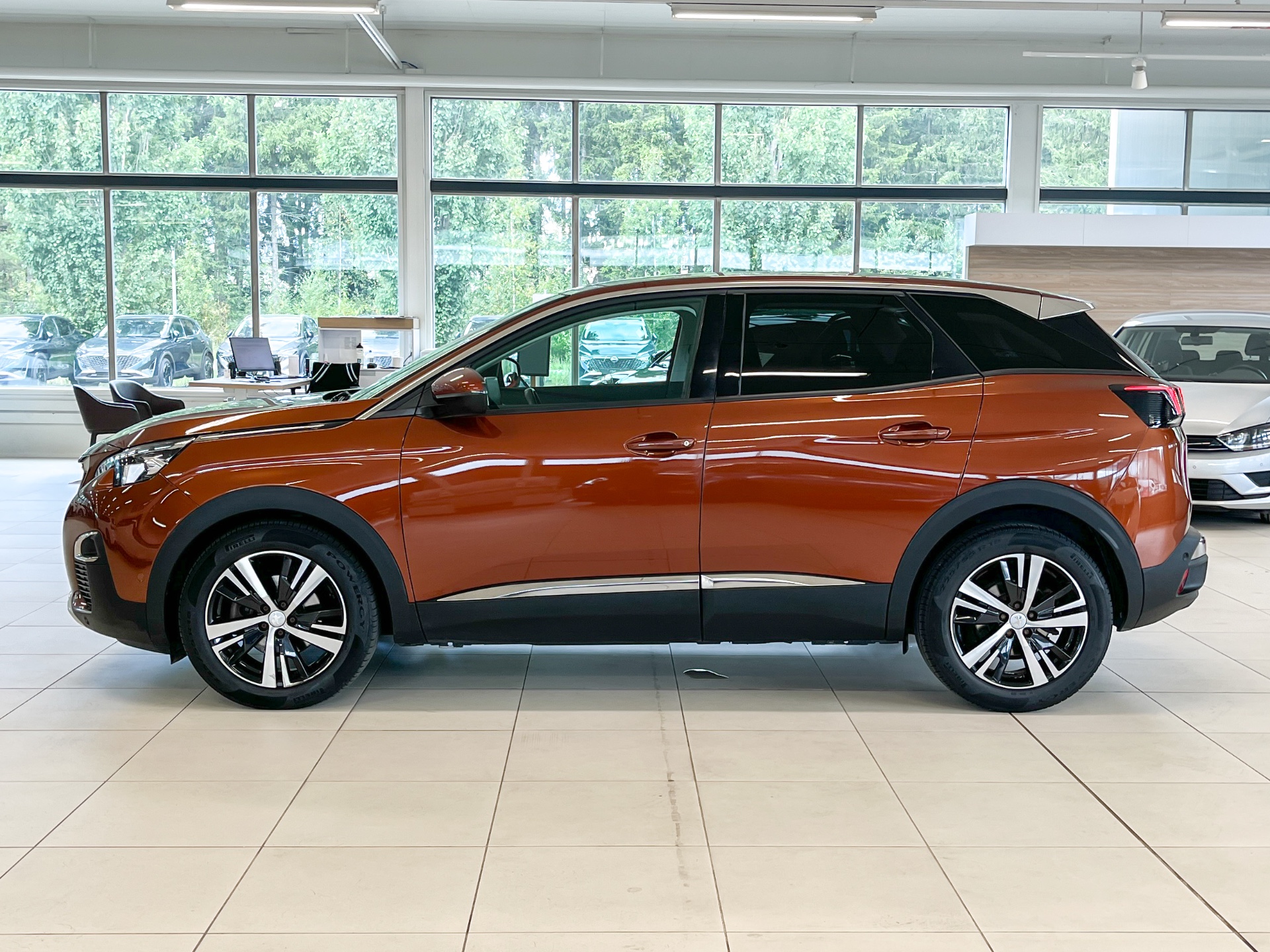 Peugeot 3008 2019, kuva 2/40
