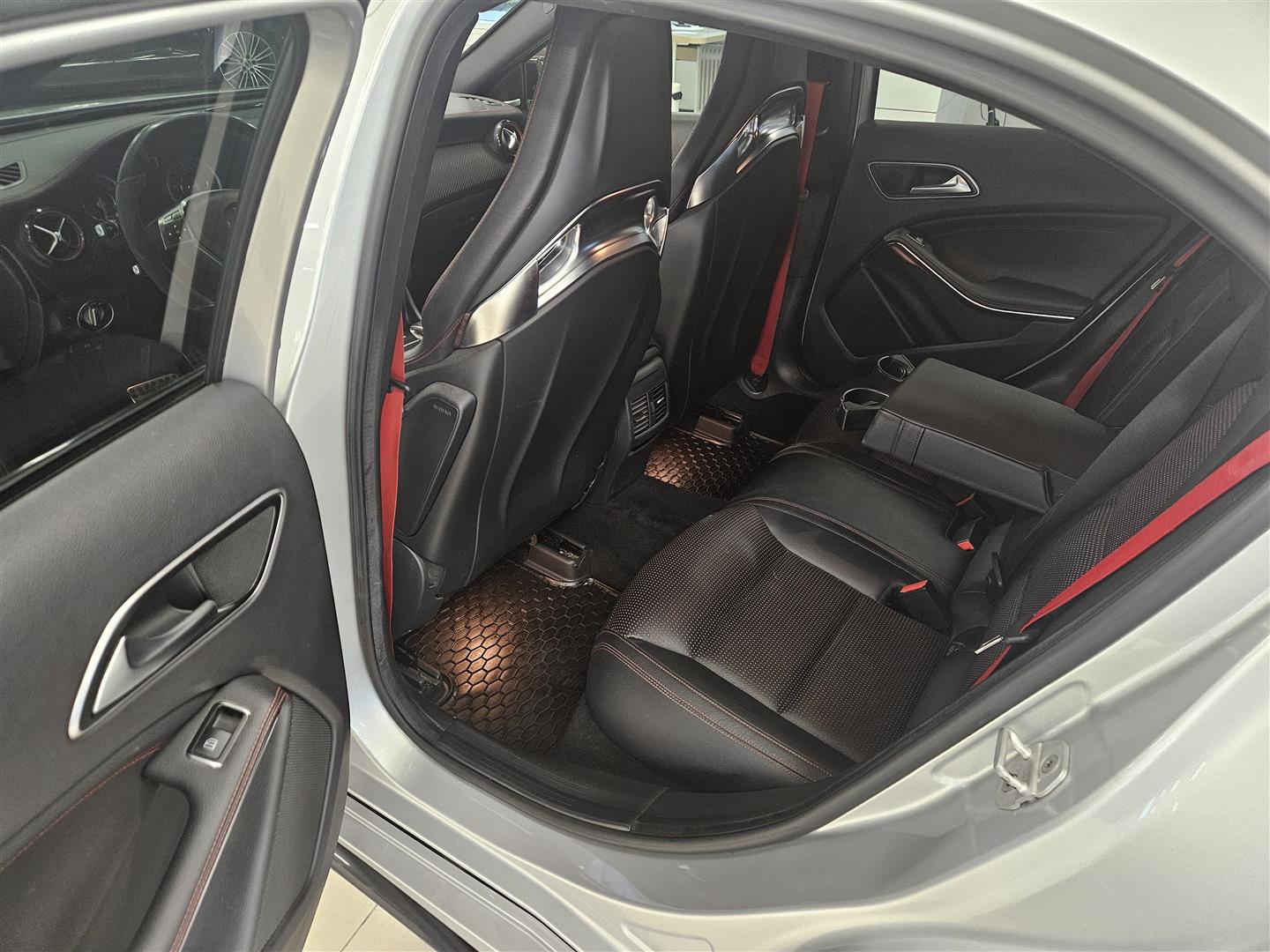 Mercedes-Benz A 45 AMG 2014