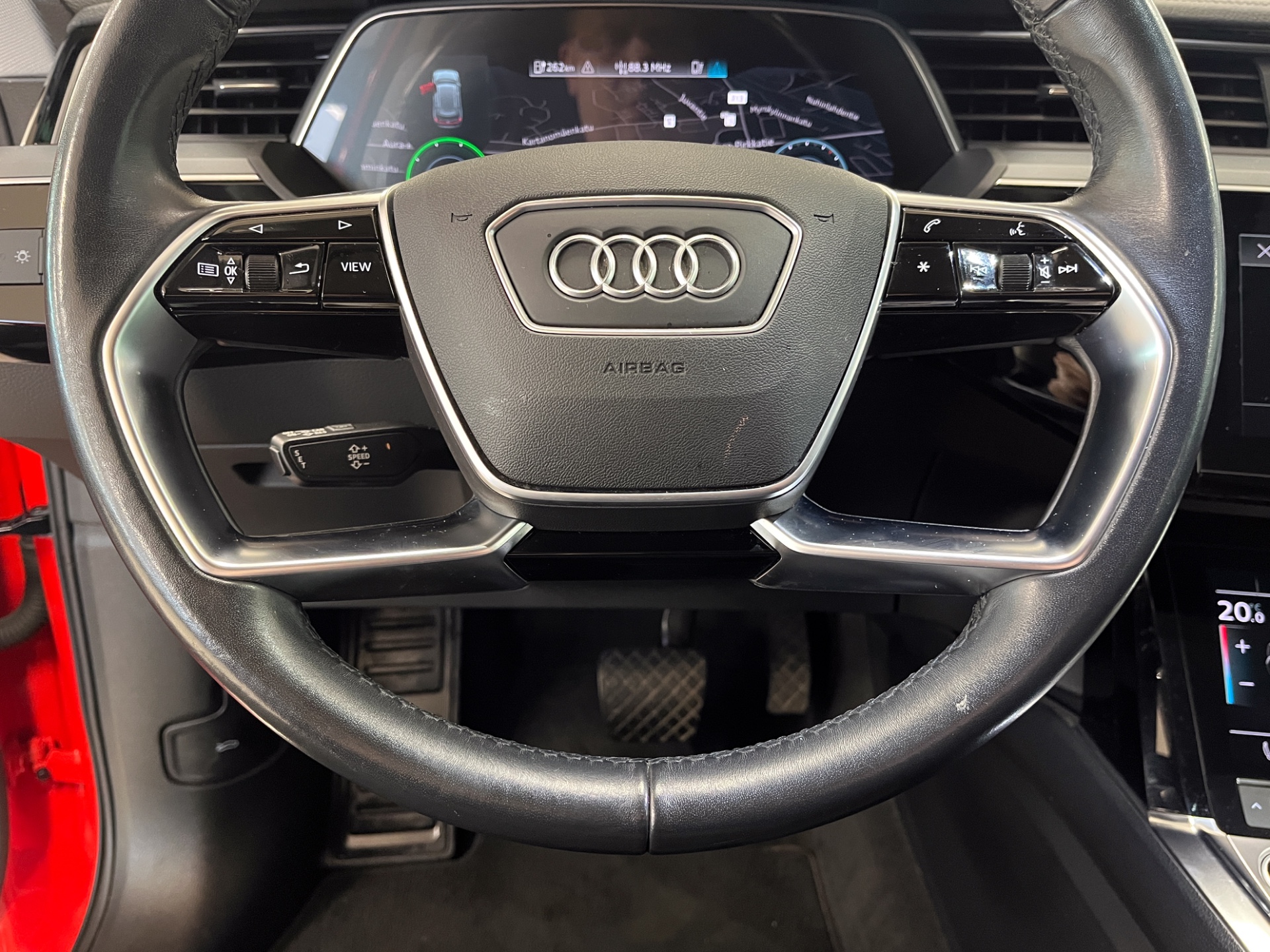 Audi e-tron 2021