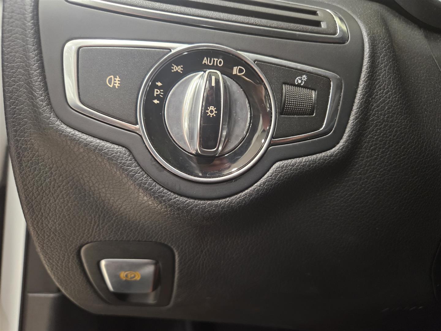 Mercedes-Benz C 2015