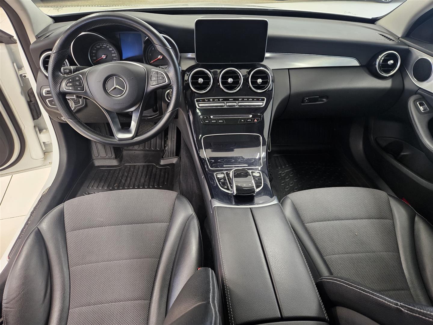 Mercedes-Benz C 2015