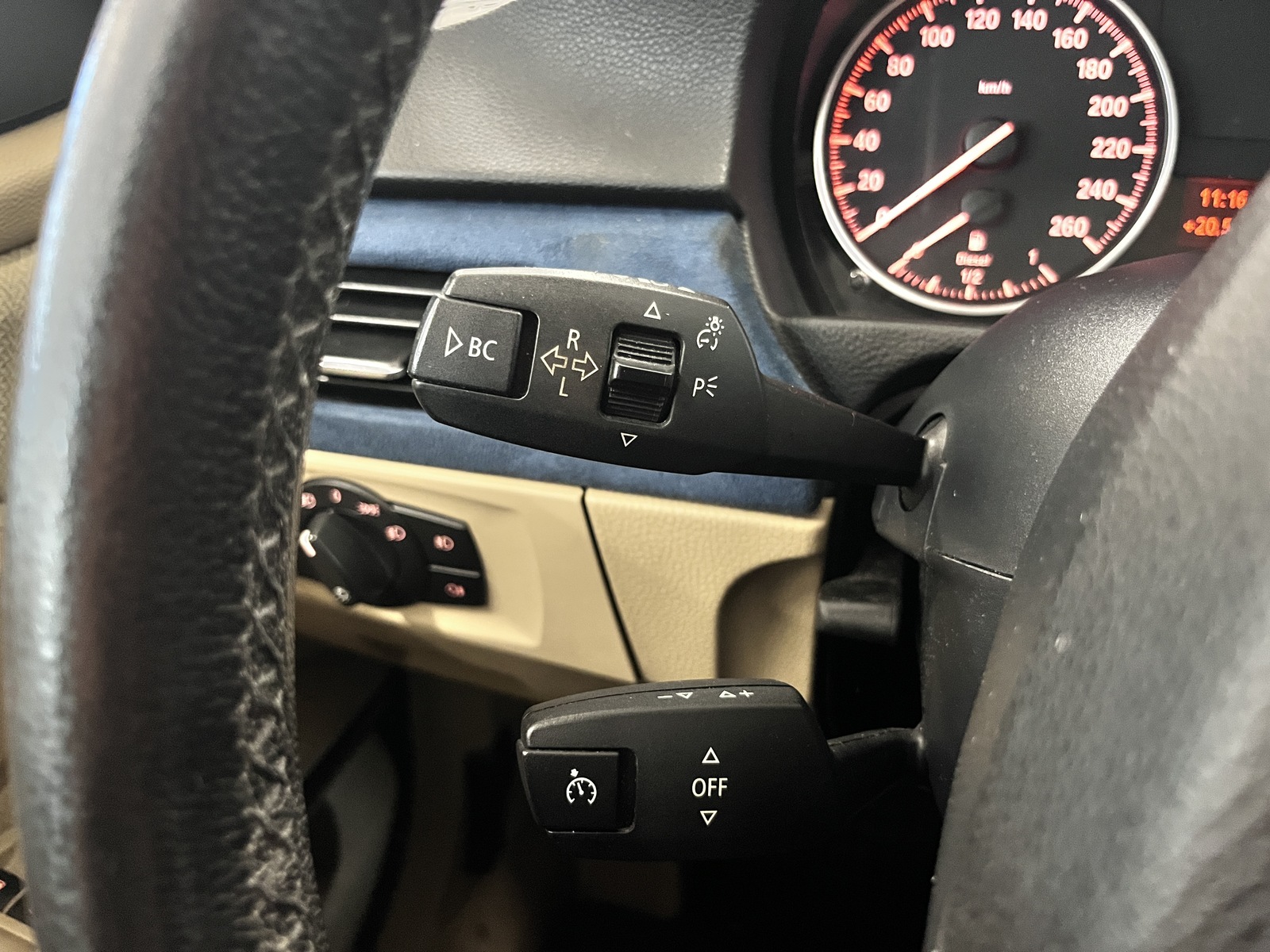 BMW 318 2009